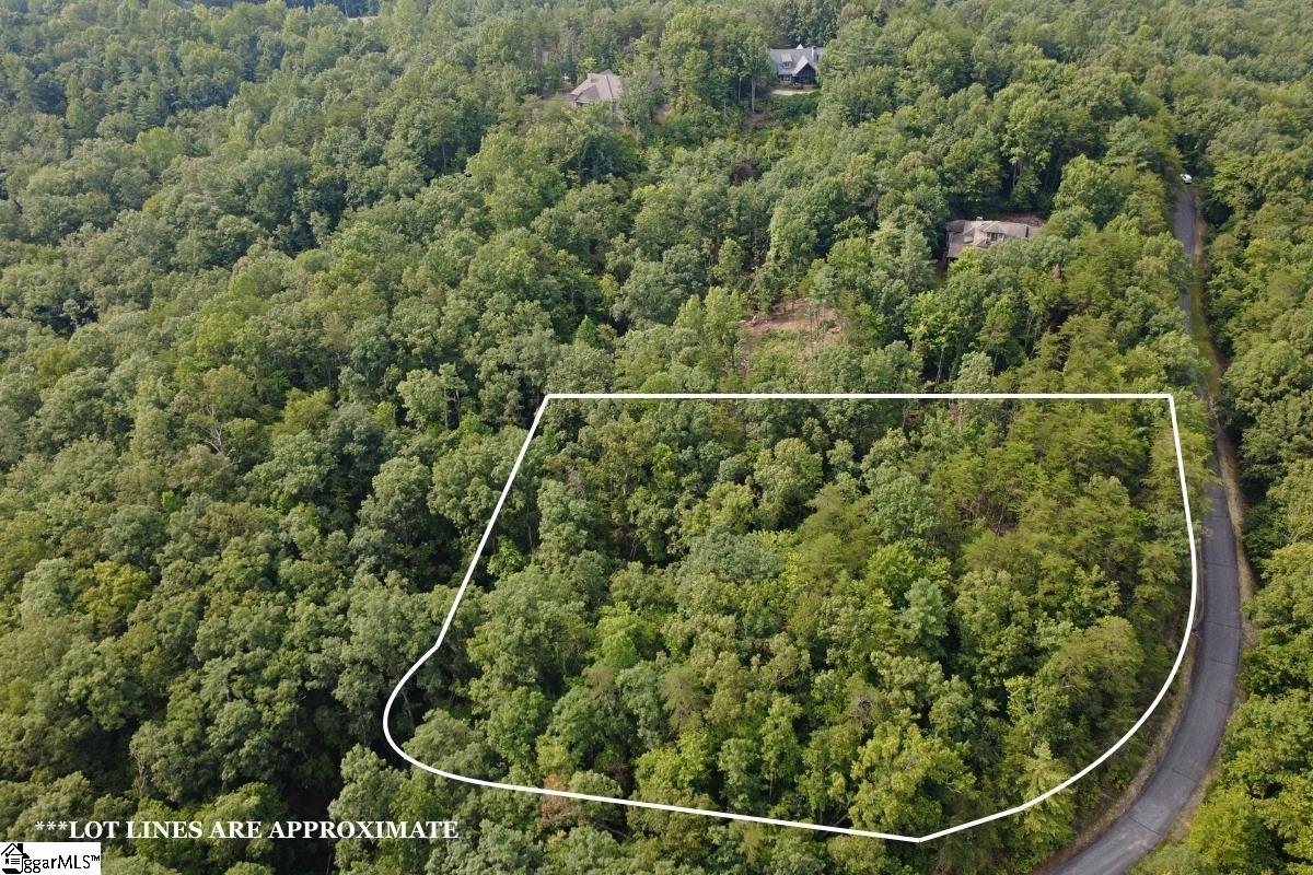 122 Teaberry Lane Property Photo 8