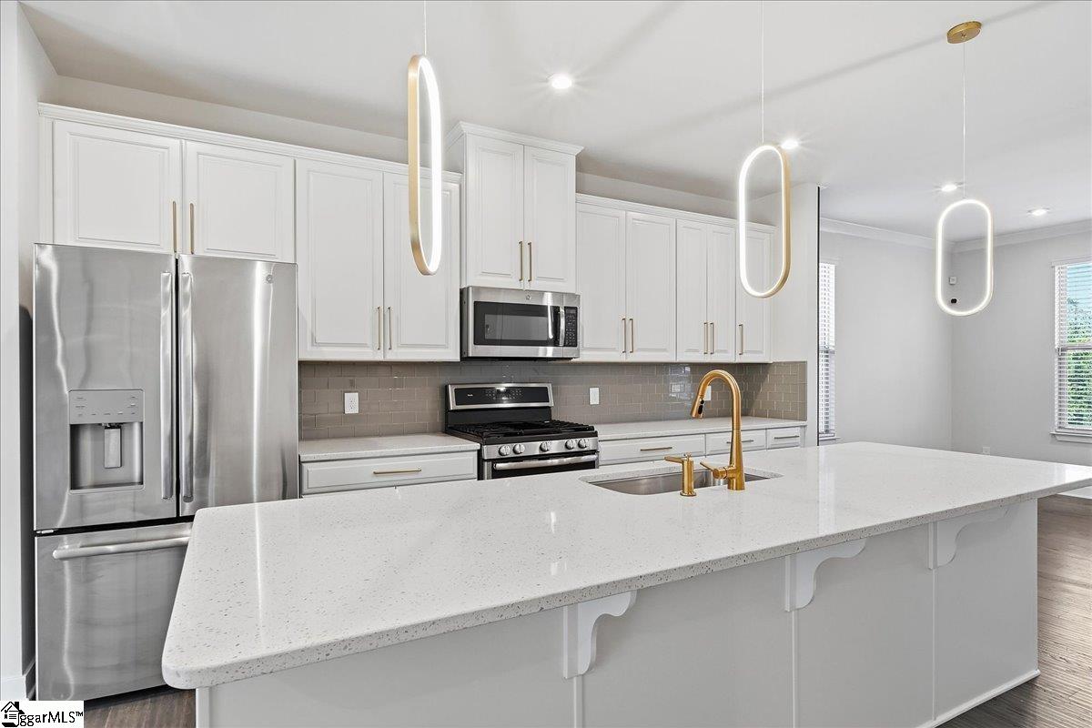 2 Tytan Court Property Photo 3