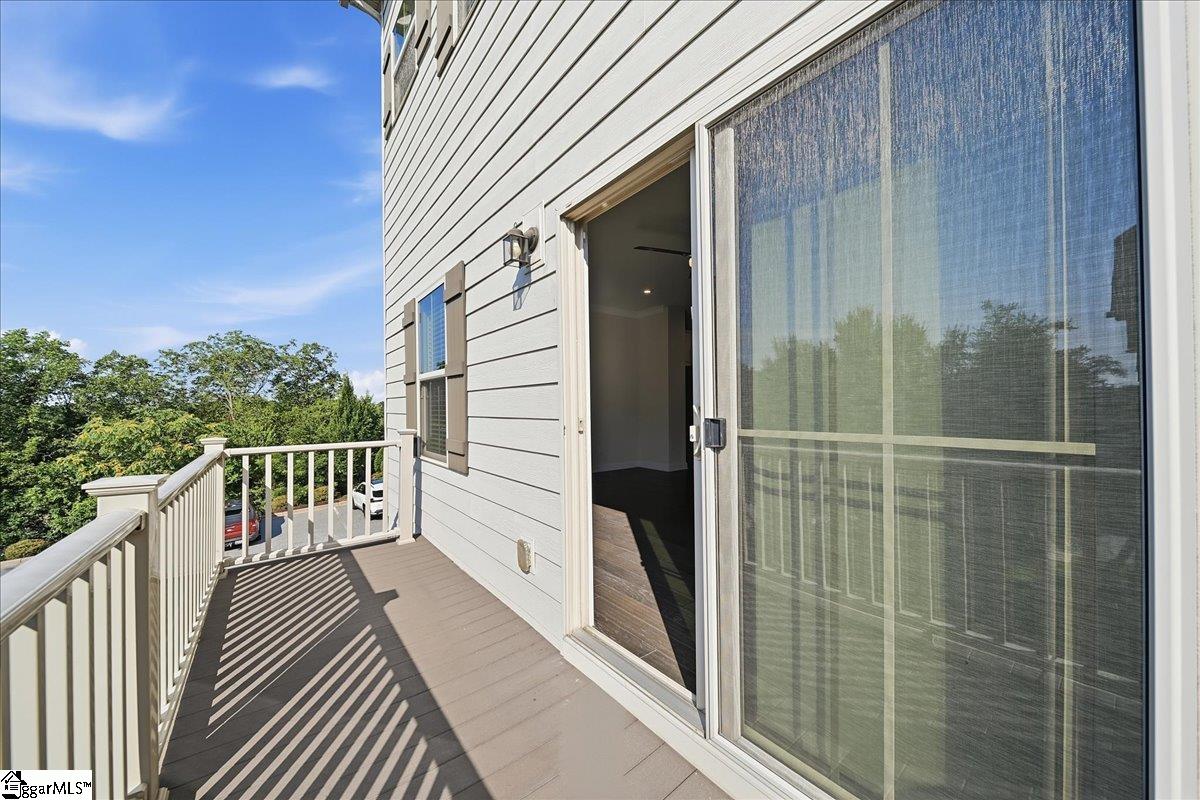 2 Tytan Court Property Photo 9