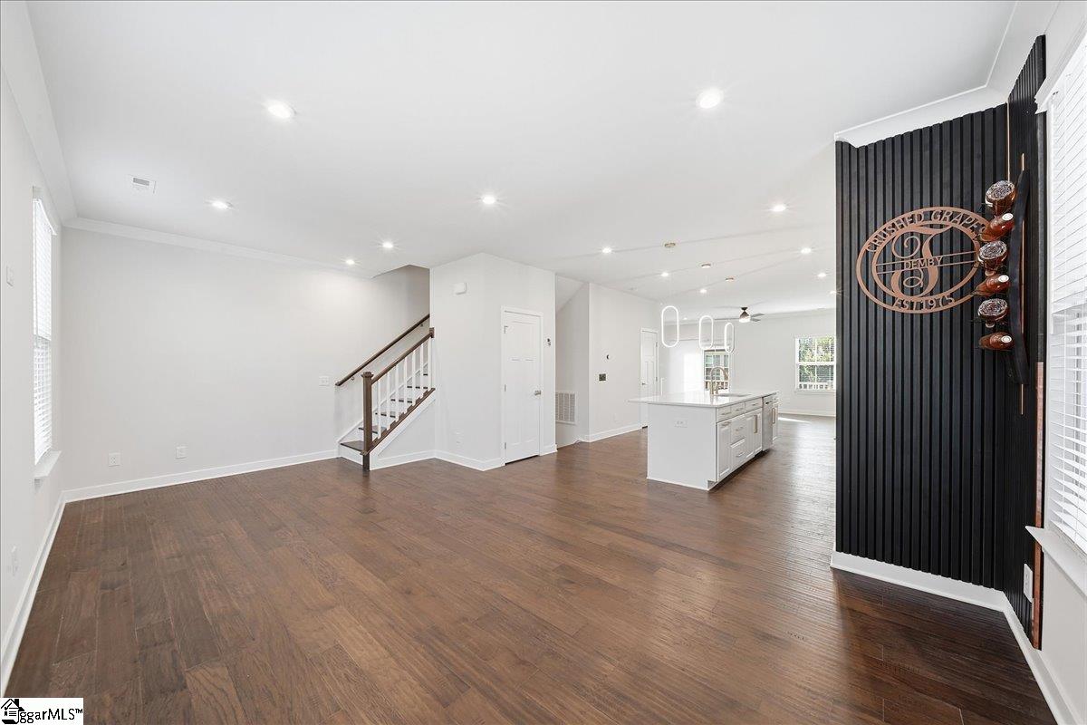 2 Tytan Court Property Photo 10