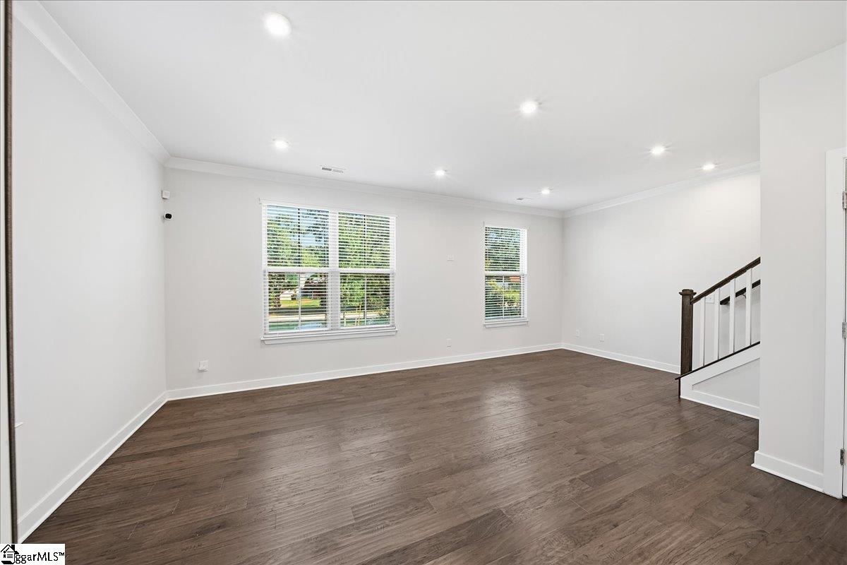 2 Tytan Court Property Photo 11