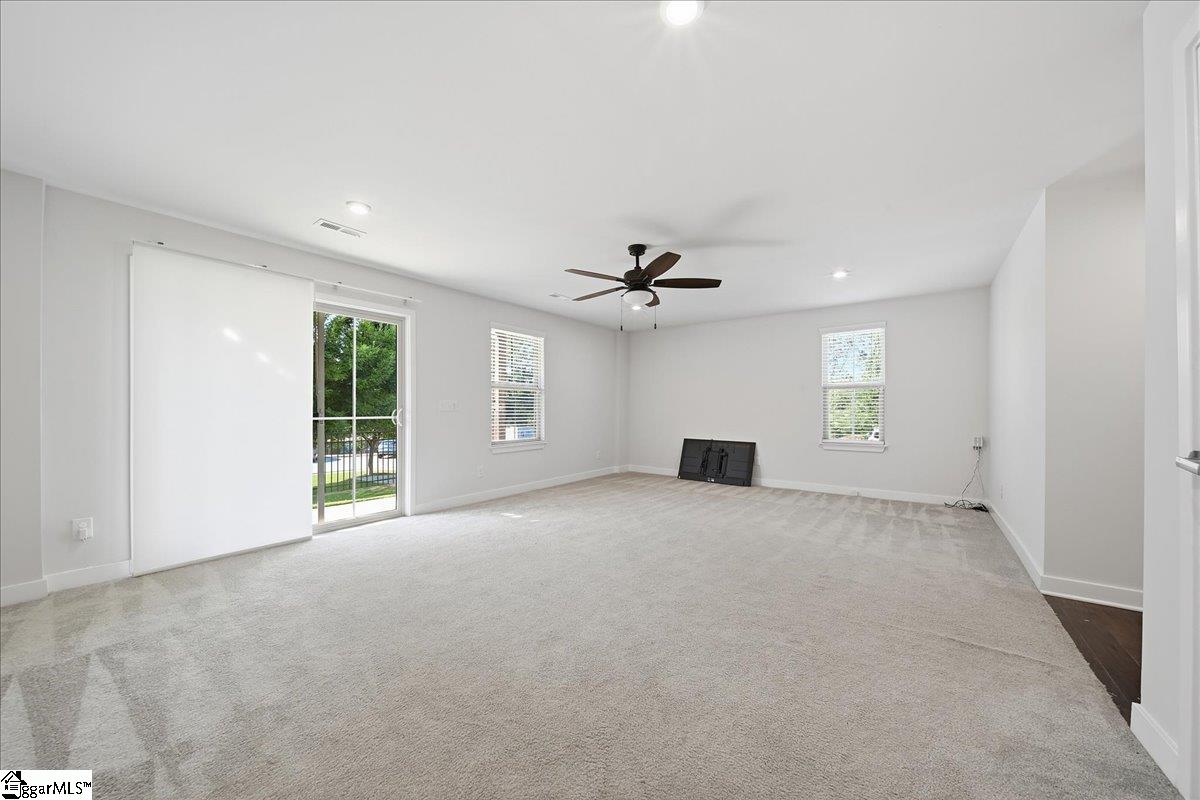 2 Tytan Court Property Photo 12