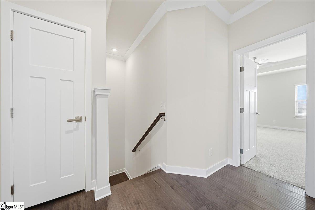 2 Tytan Court Property Photo 17