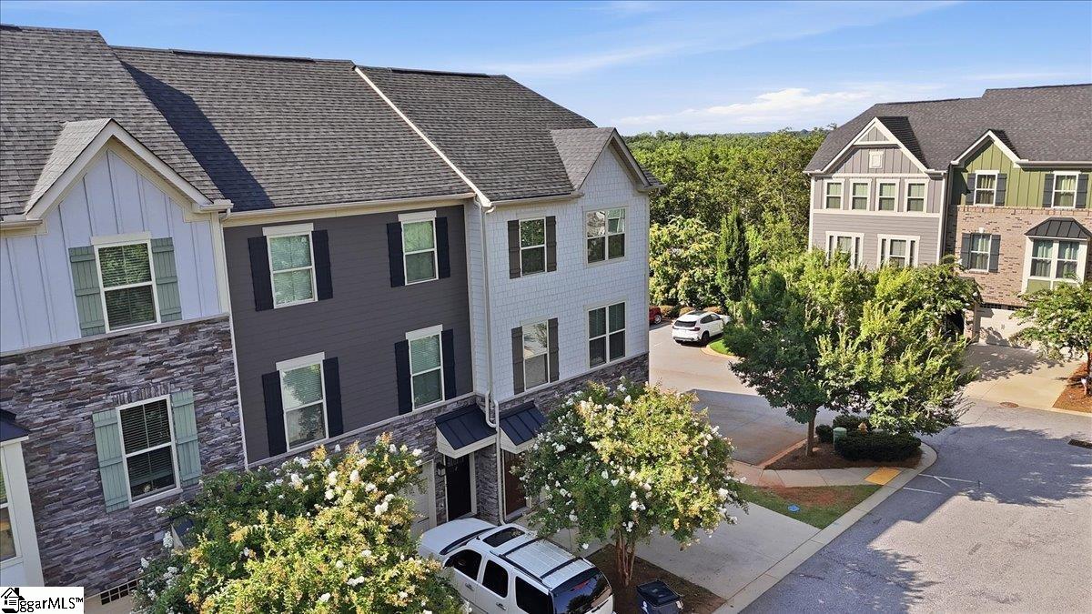 2 Tytan Court Property Photo 29