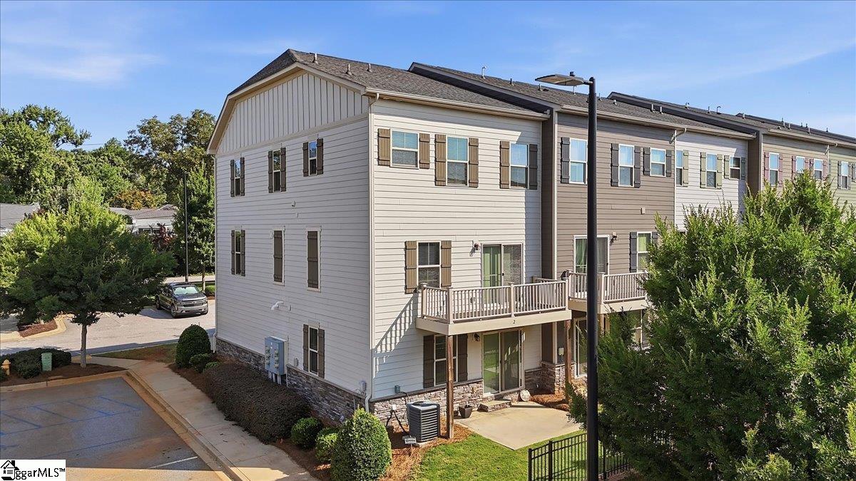 2 Tytan Court Property Photo 30