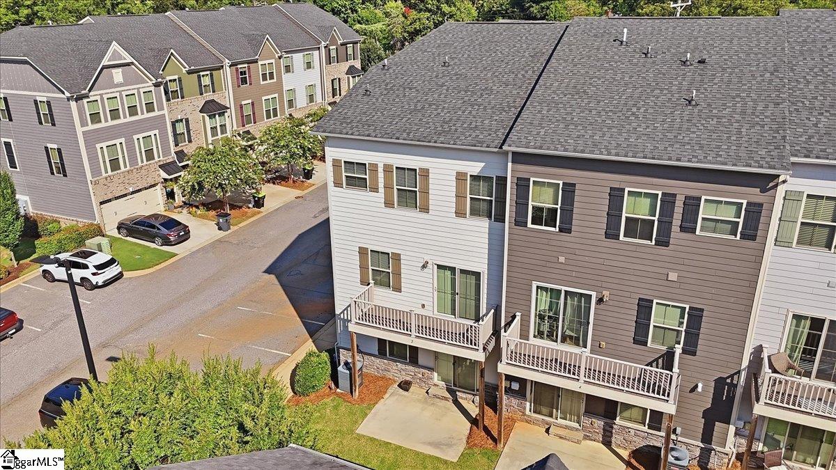 2 Tytan Court Property Photo 31