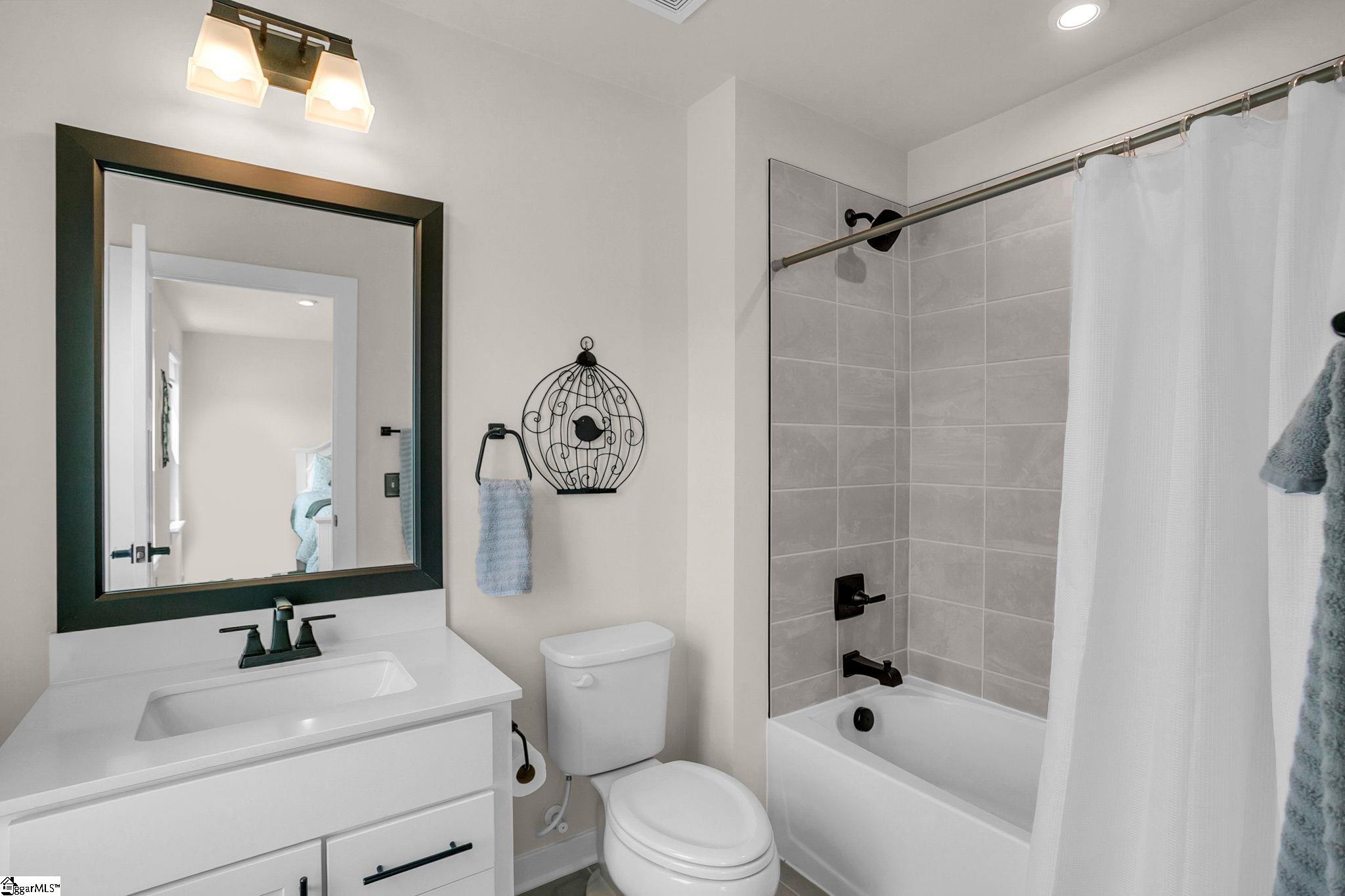 421 Oswego Court Property Photo 24