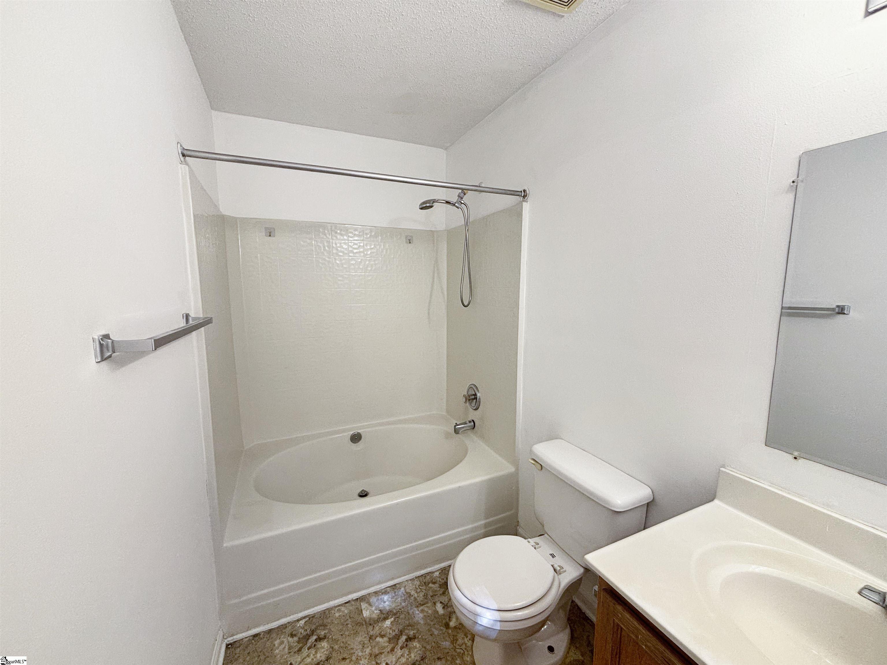 1599407 Property Photo 13