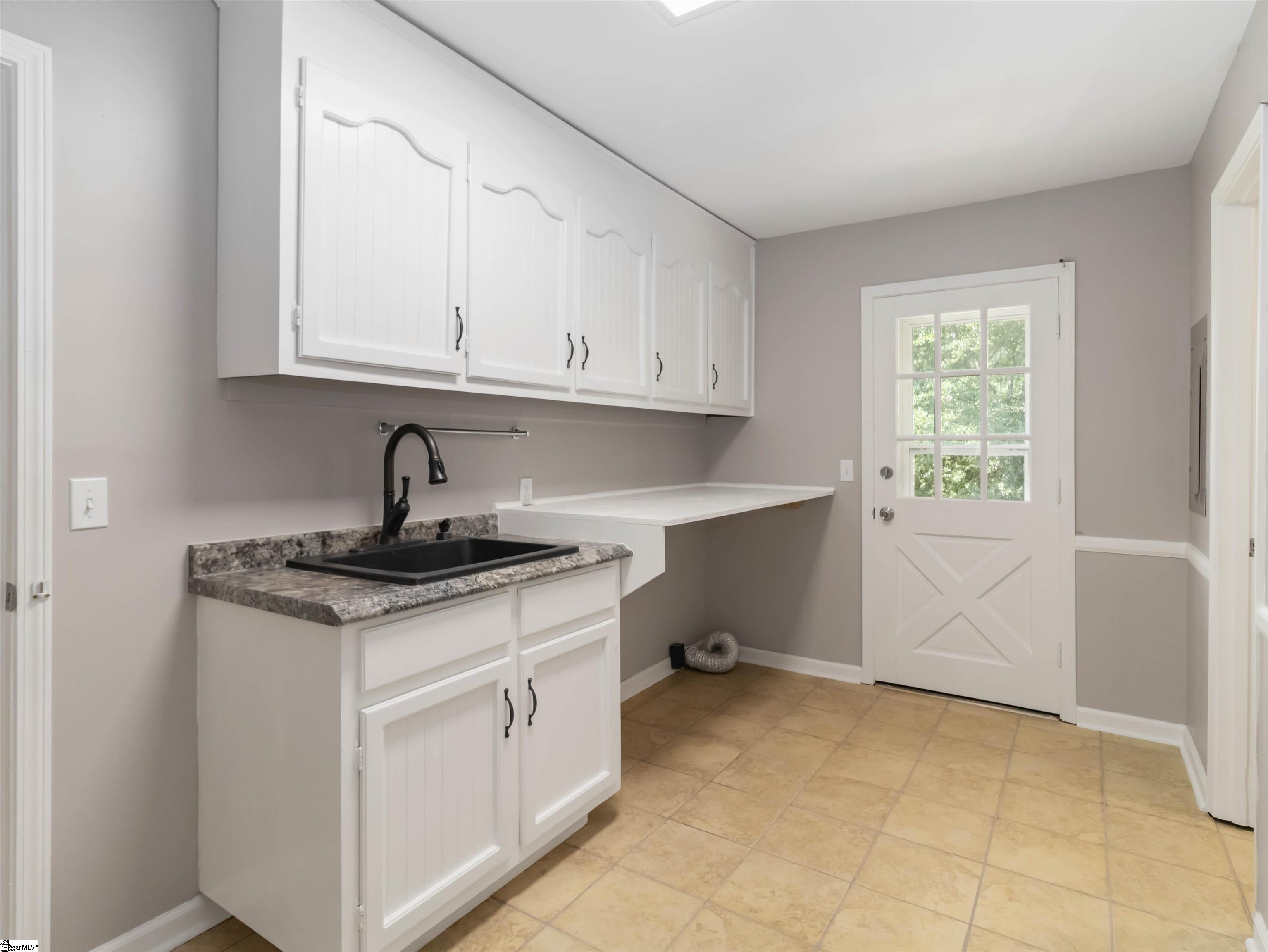 371 Davis Road Property Photo 31