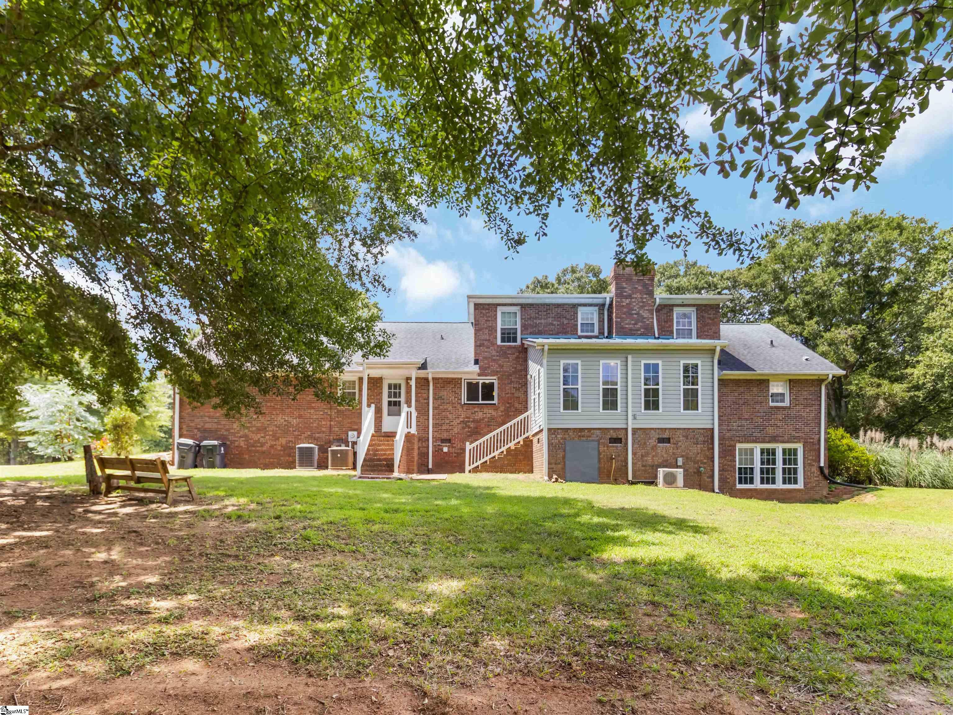 371 Davis Road Property Photo 46