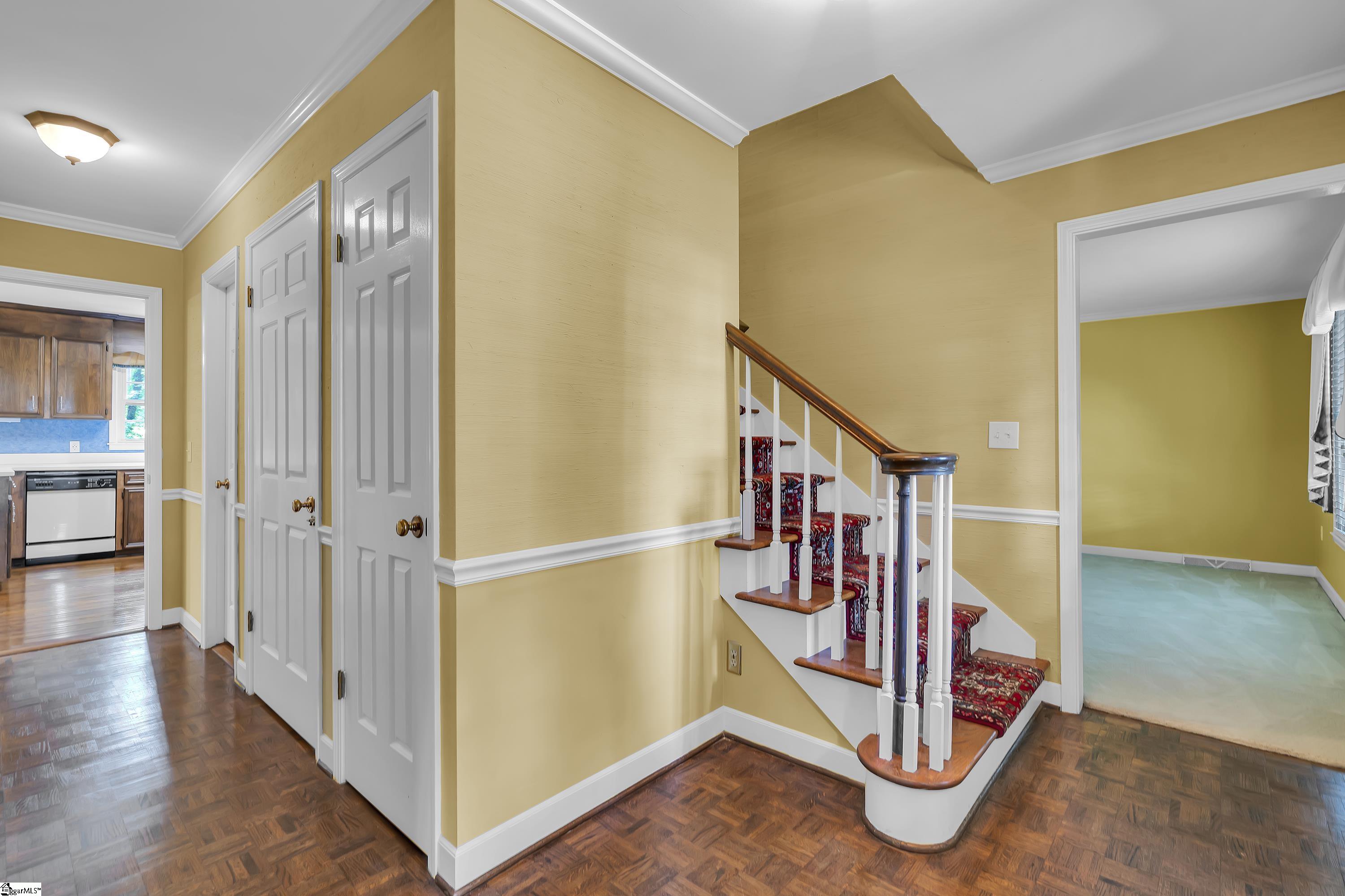 221 Briar Creek Drive Property Photo 6