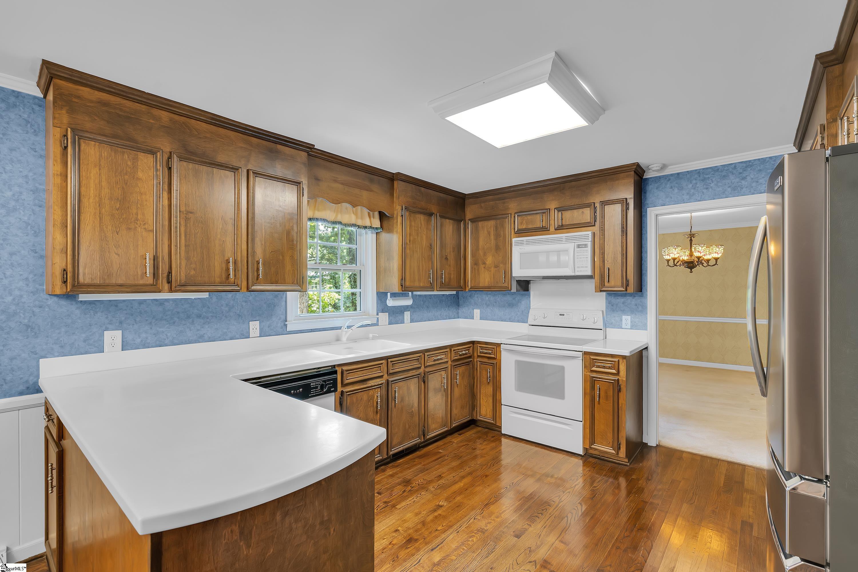 221 Briar Creek Drive Property Photo 12