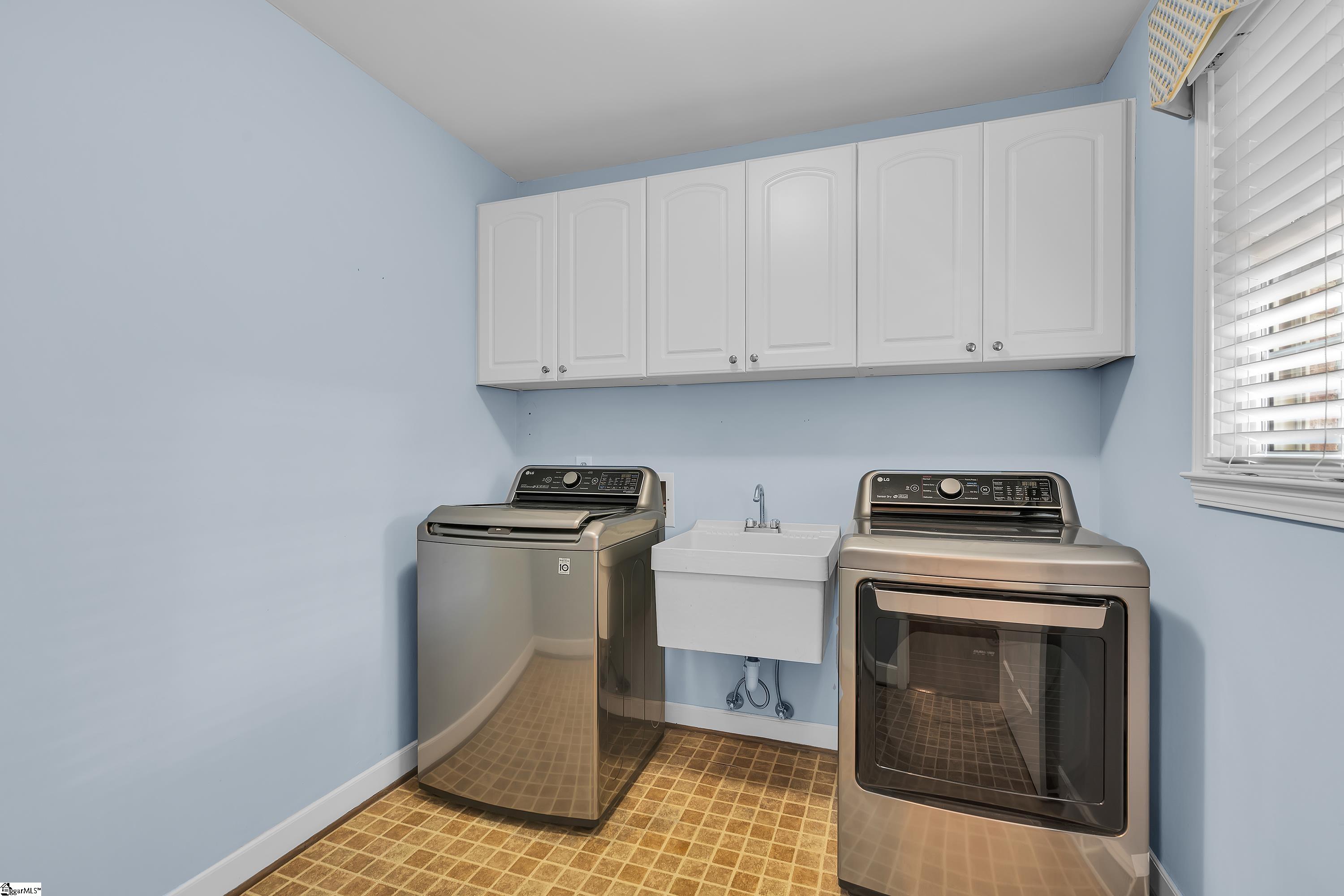 221 Briar Creek Drive Property Photo 15