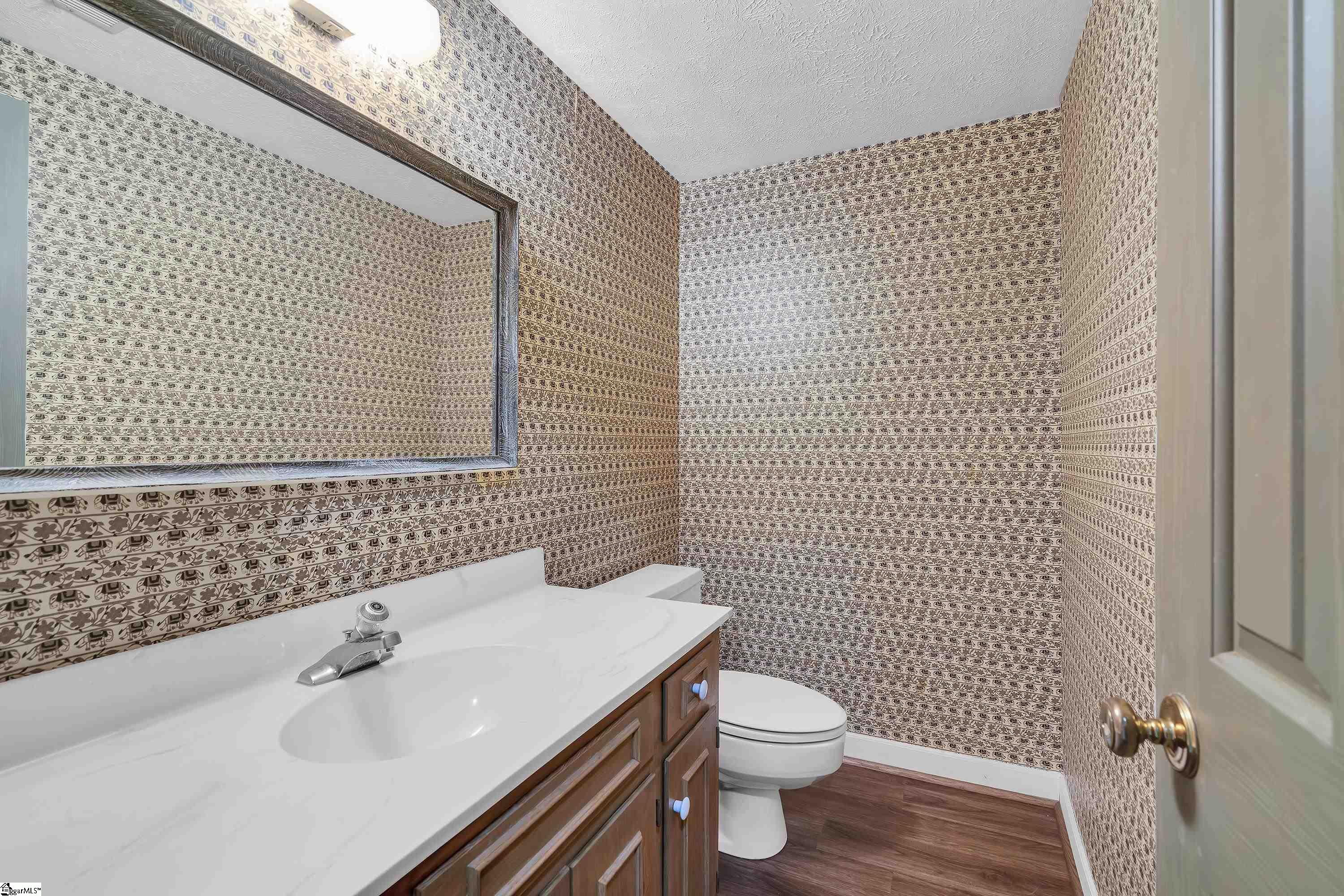 221 Briar Creek Drive Property Photo 28