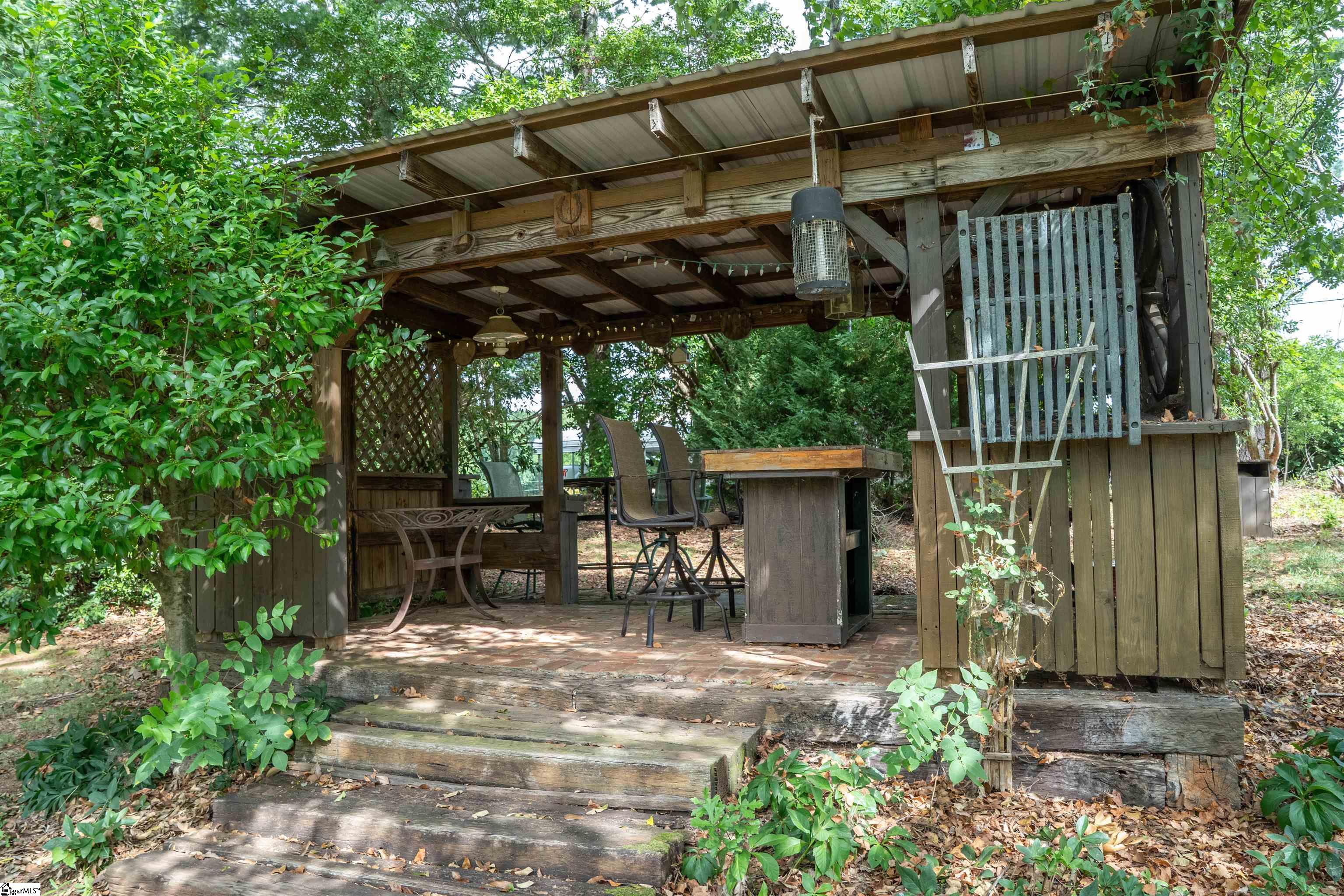 551 Riveroak Road Property Photo 4