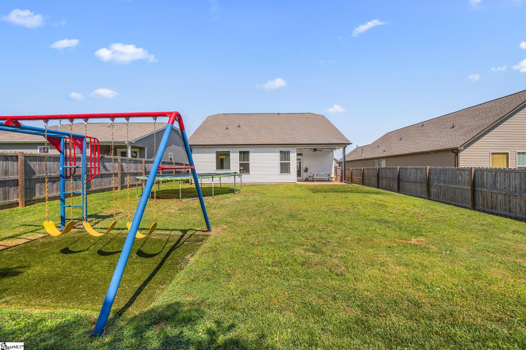 323 Barnhill Court Property Photo 27