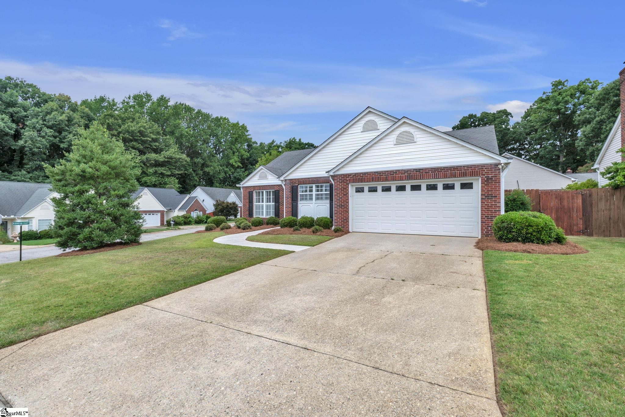 108 Raintree Cove Drive Property Photo 3