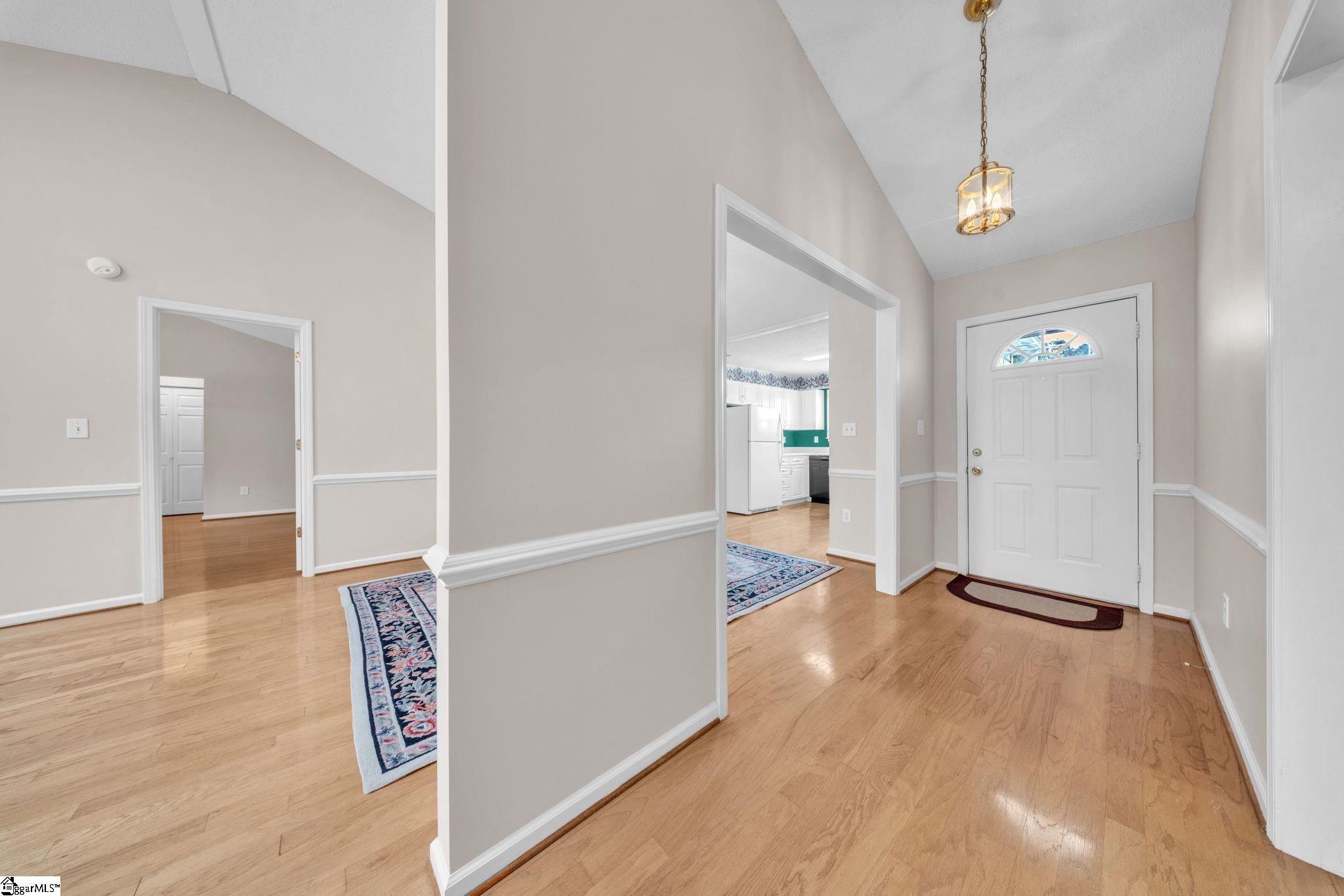 108 Raintree Cove Drive Property Photo 4
