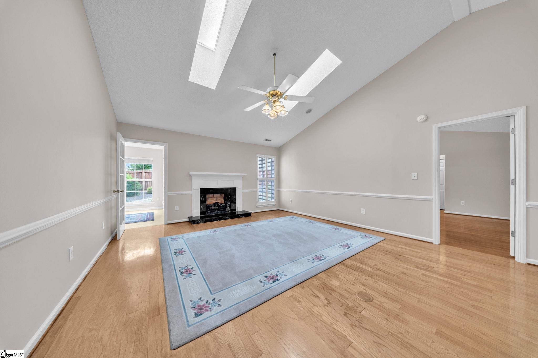 108 Raintree Cove Drive Property Photo 7