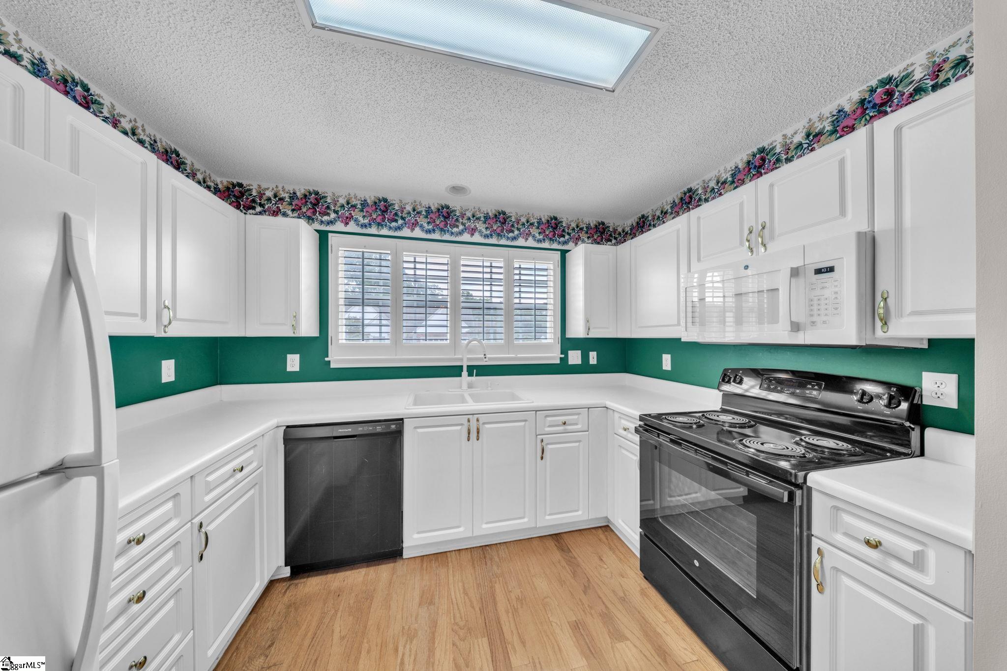 108 Raintree Cove Drive Property Photo 11