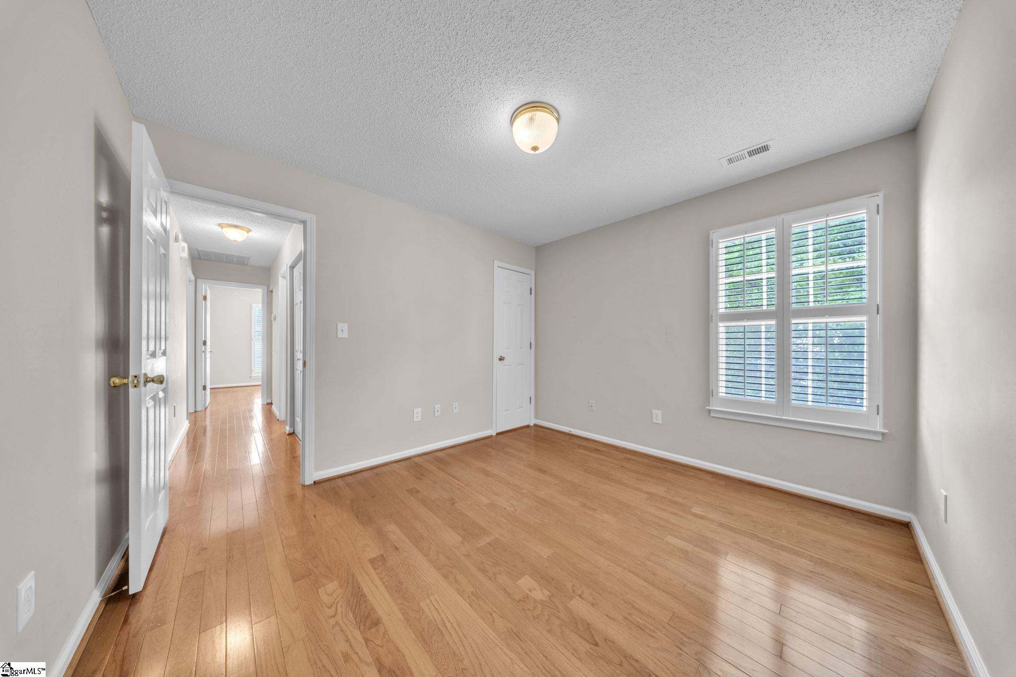 108 Raintree Cove Drive Property Photo 18