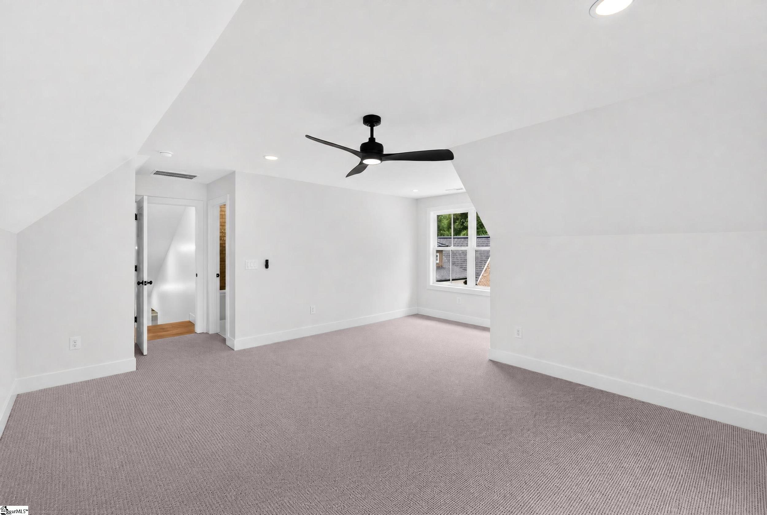 321 Dunbarton Court Property Photo 36