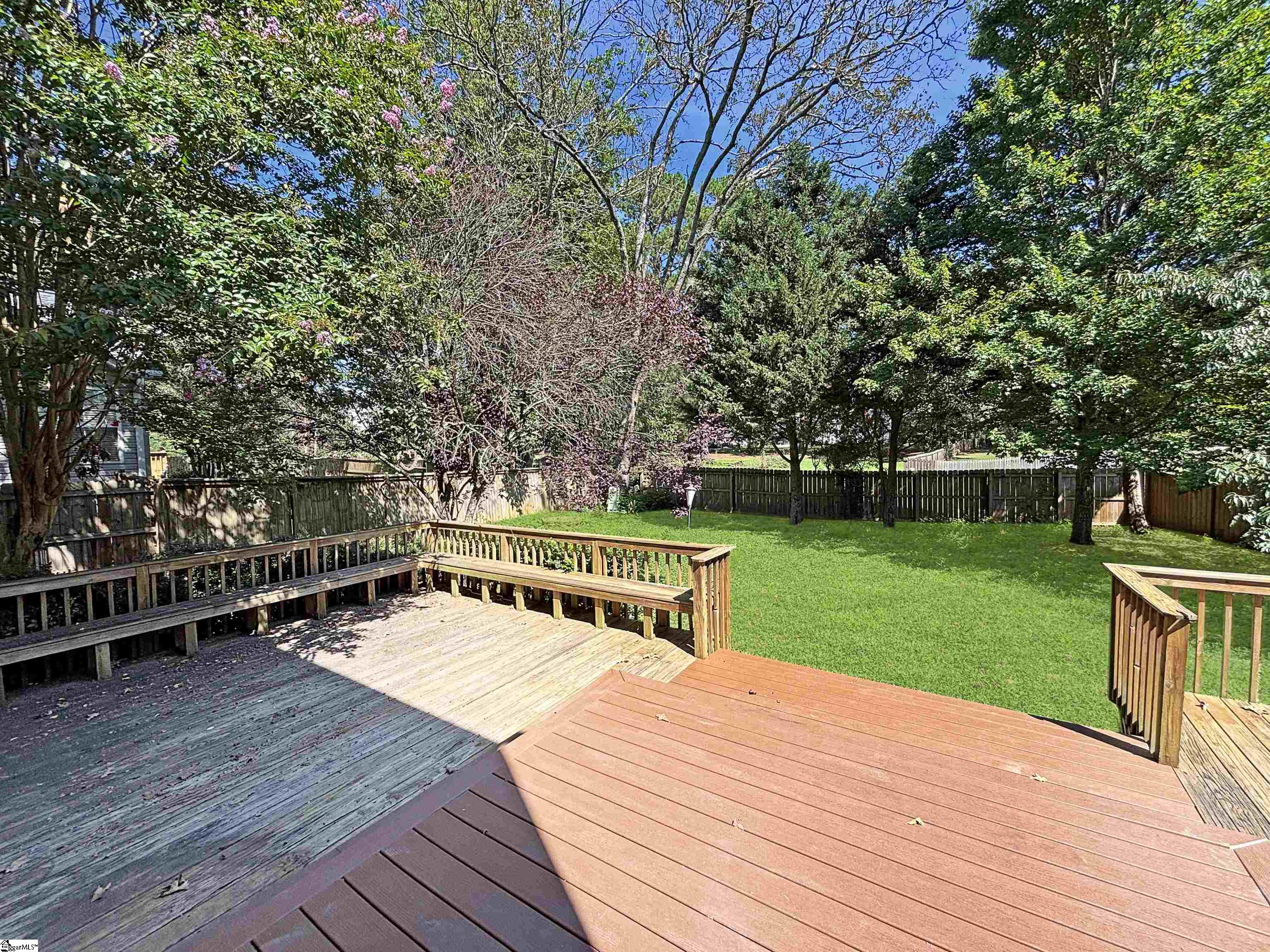 1599425 Property Photo 25