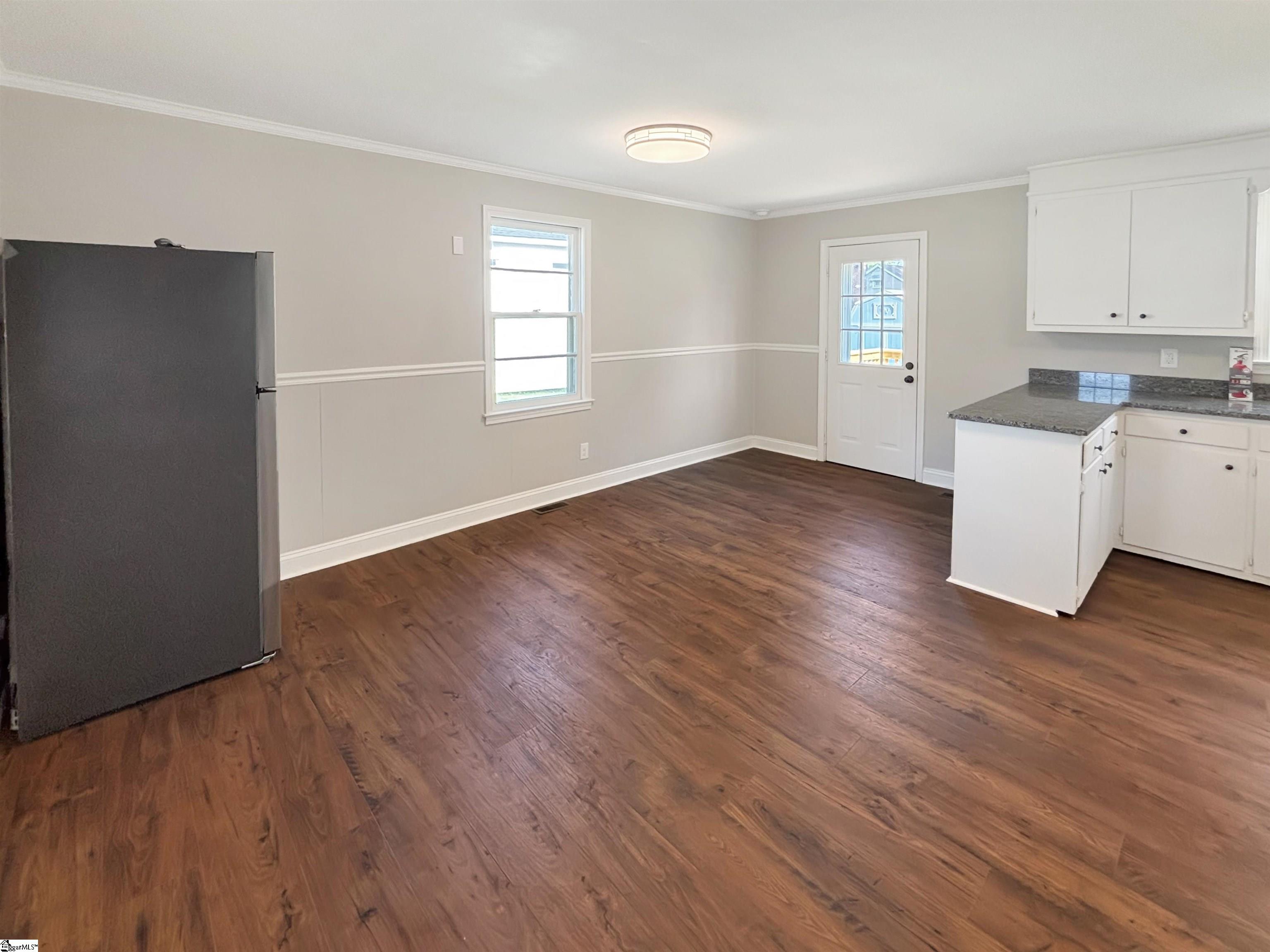 1599427 Property Photo 6