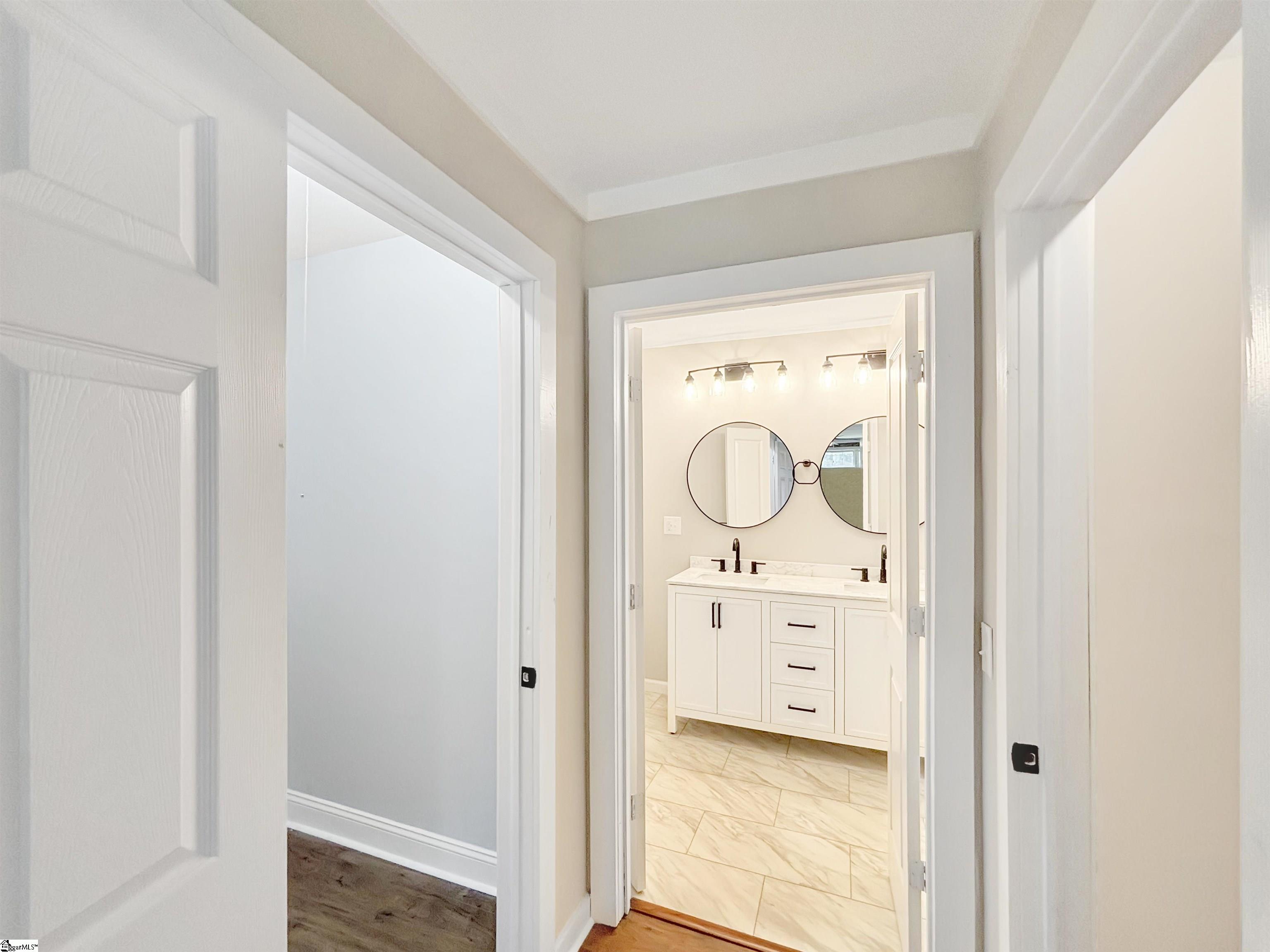 1599427 Property Photo 20
