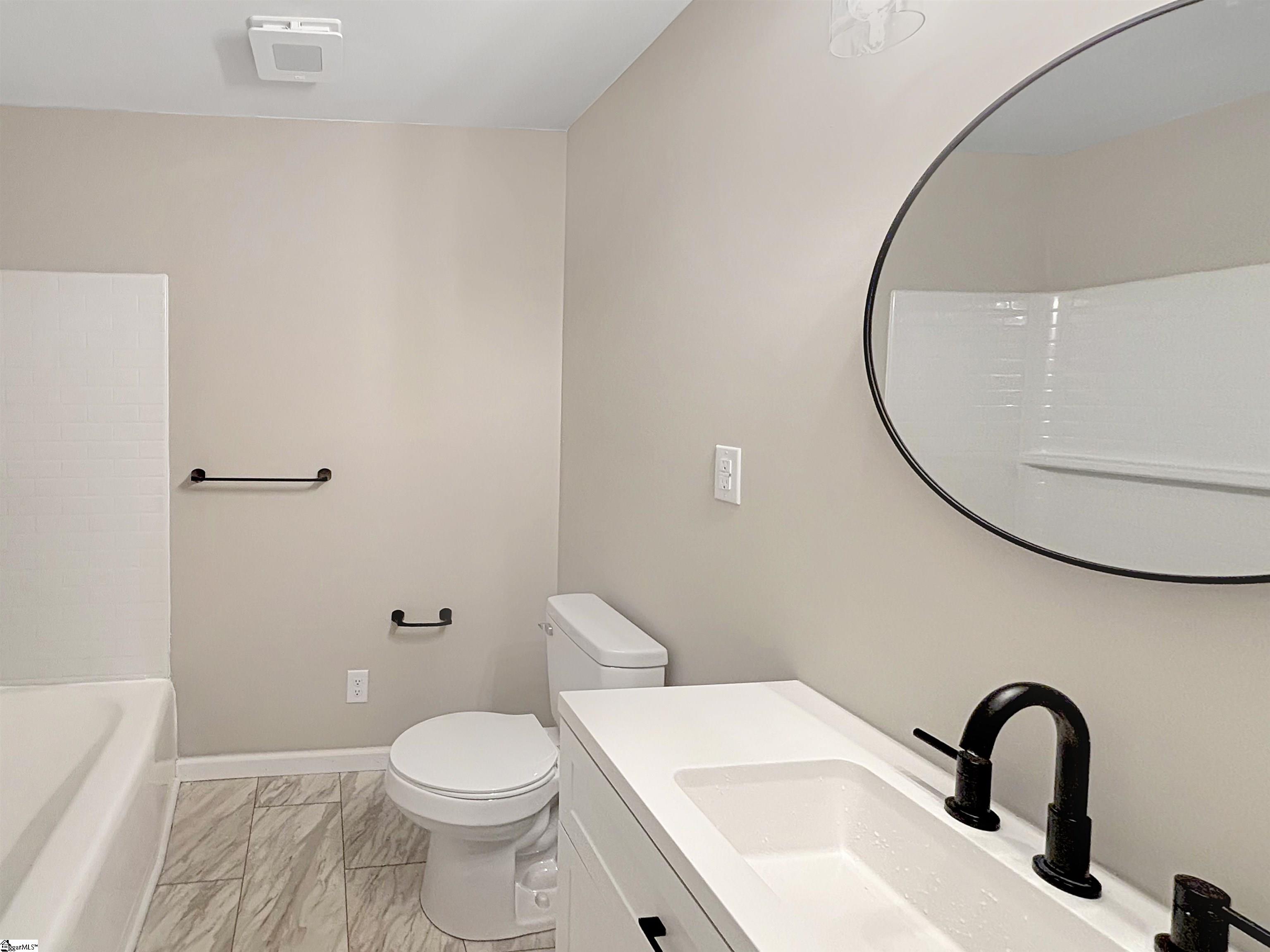1599427 Property Photo 25