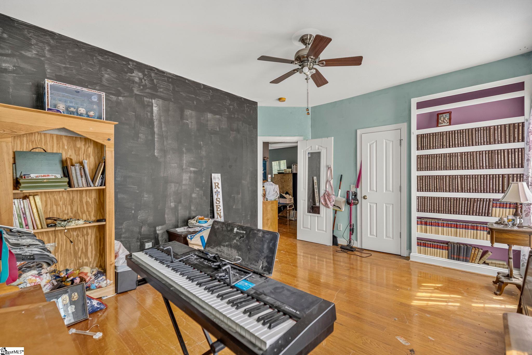 546 Hopewell Road Property Photo 26