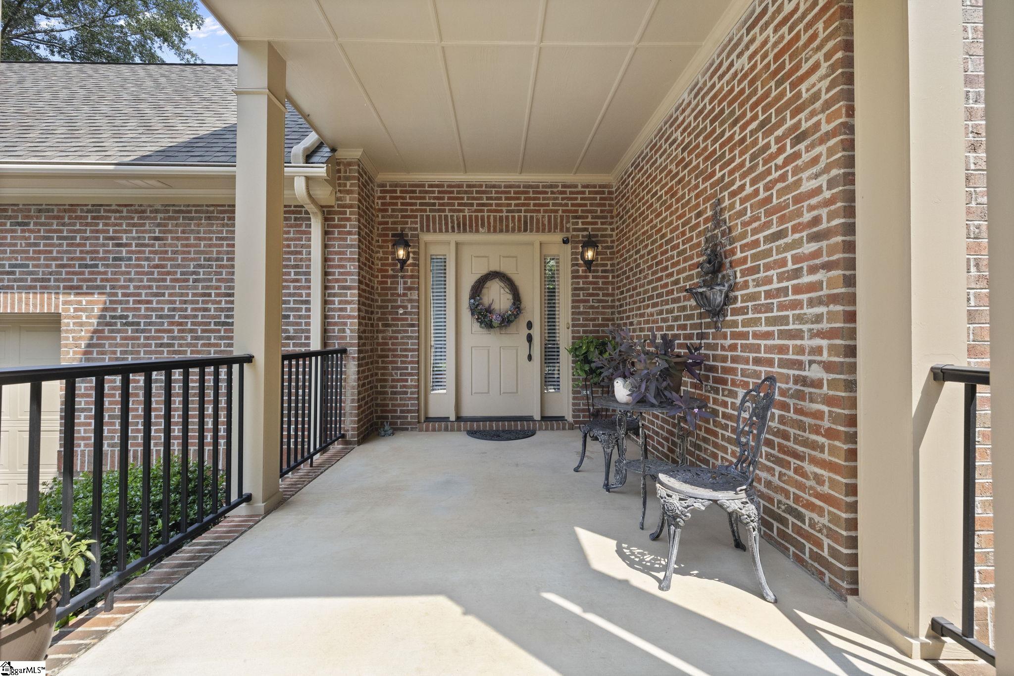 220 Baucom Park Drive Property Photo 3