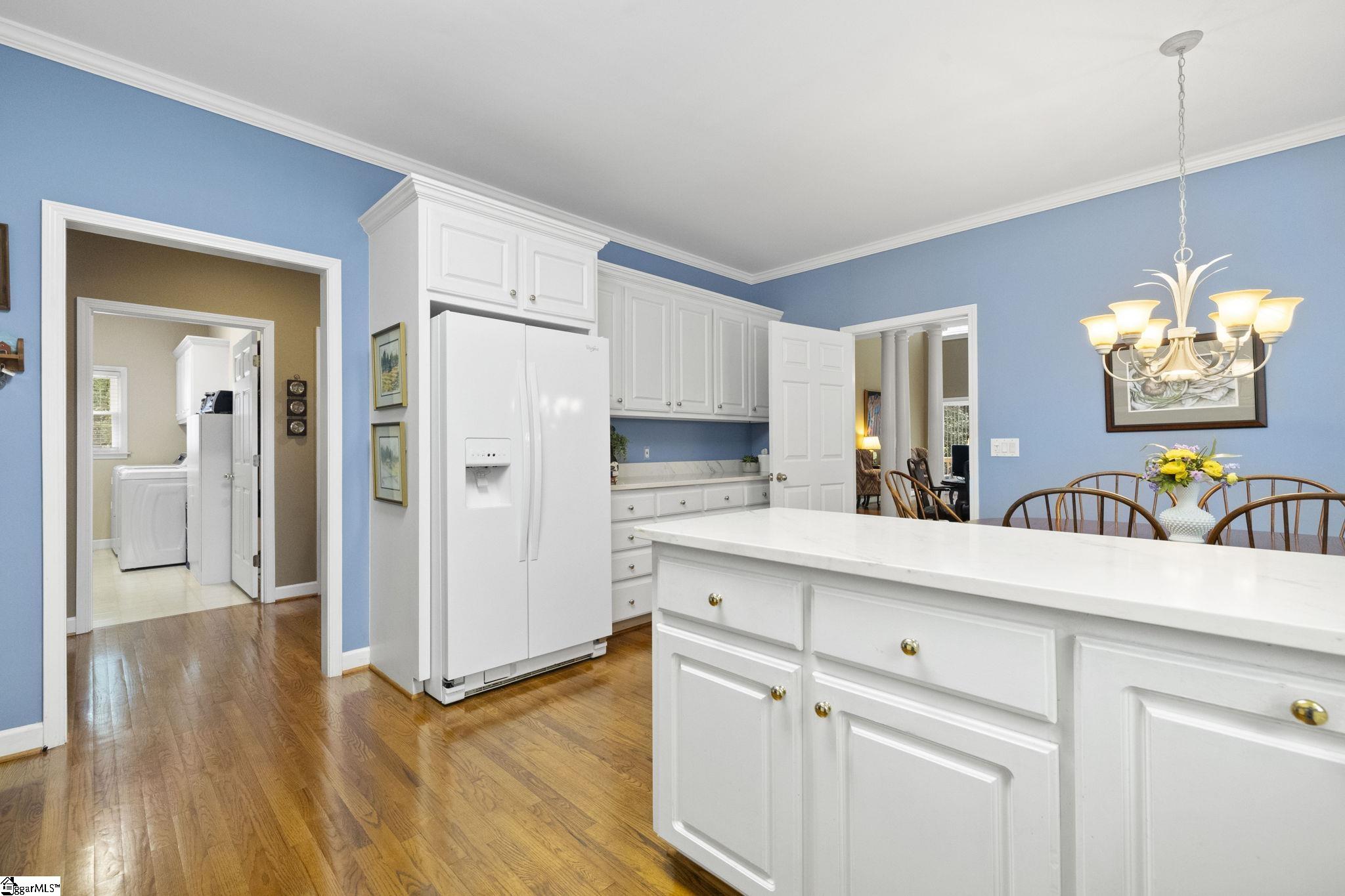 220 Baucom Park Drive Property Photo 8
