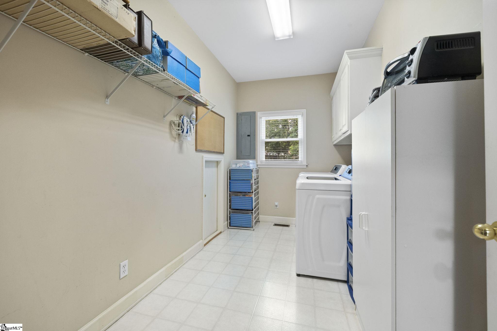 220 Baucom Park Drive Property Photo 21