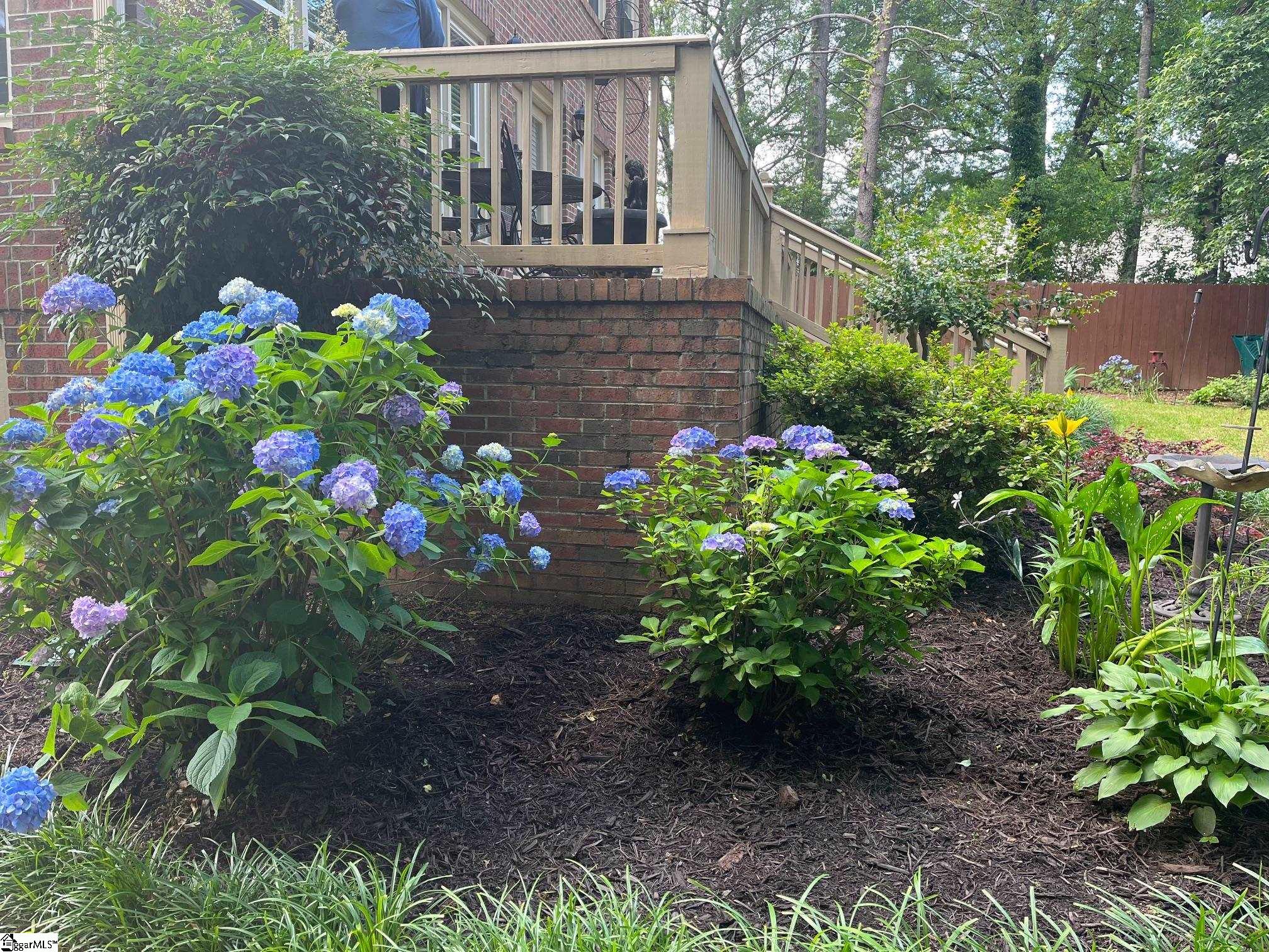 220 Baucom Park Drive Property Photo 49