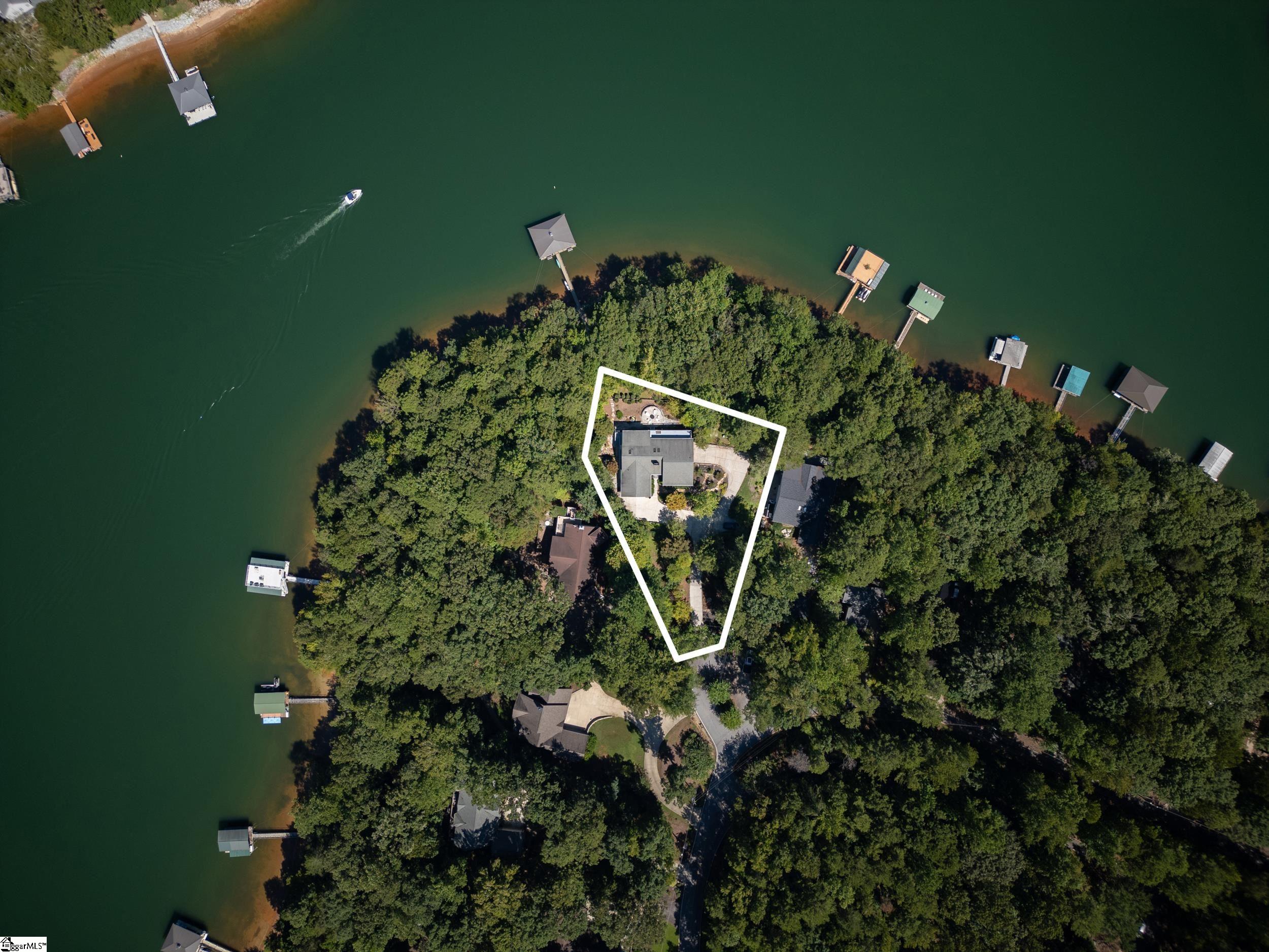 126 Indian Hill Property Photo 2