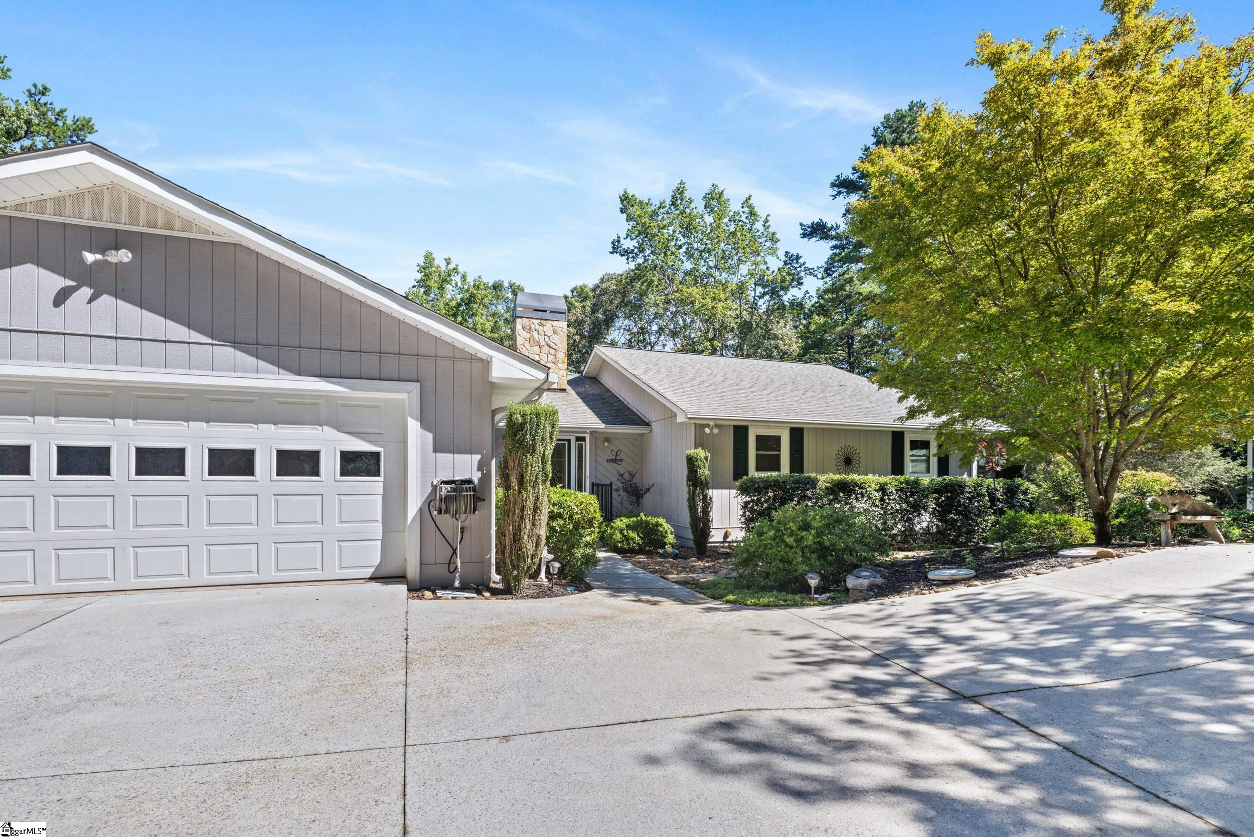 126 Indian Hill Property Photo 4