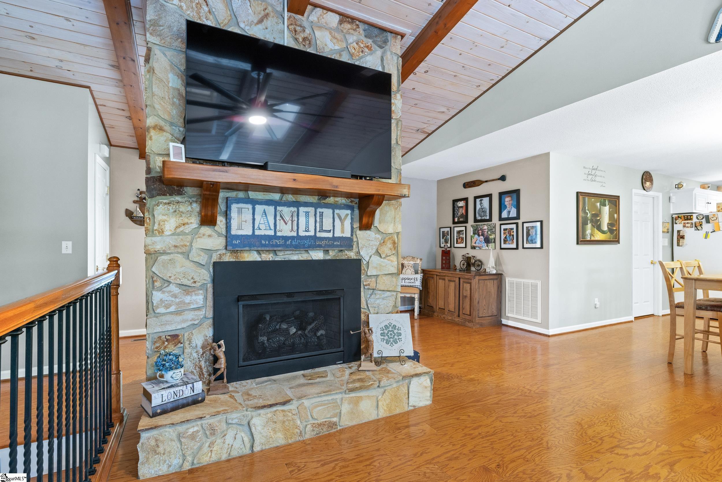 126 Indian Hill Property Photo 11