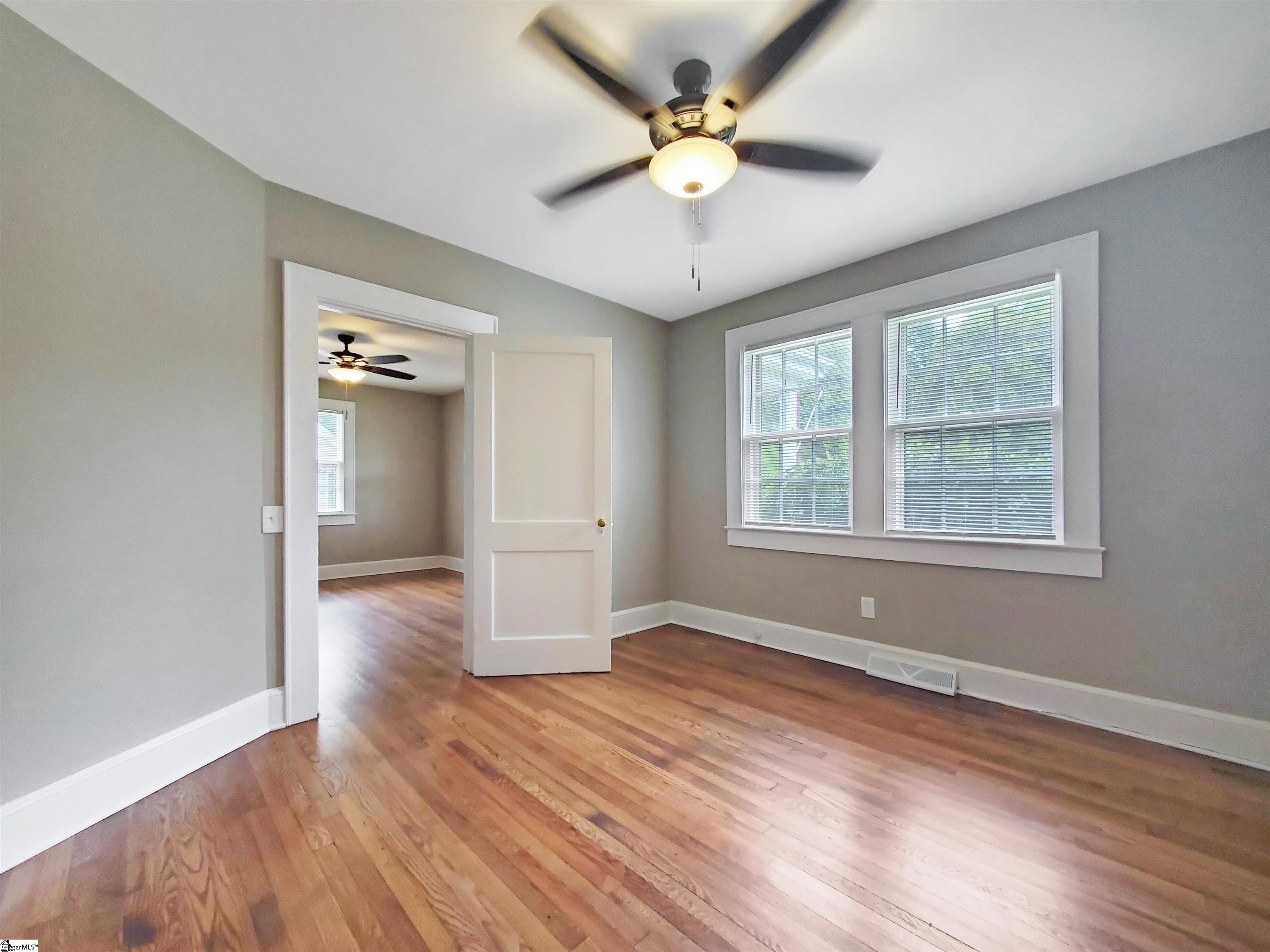 1599435 Property Photo 7