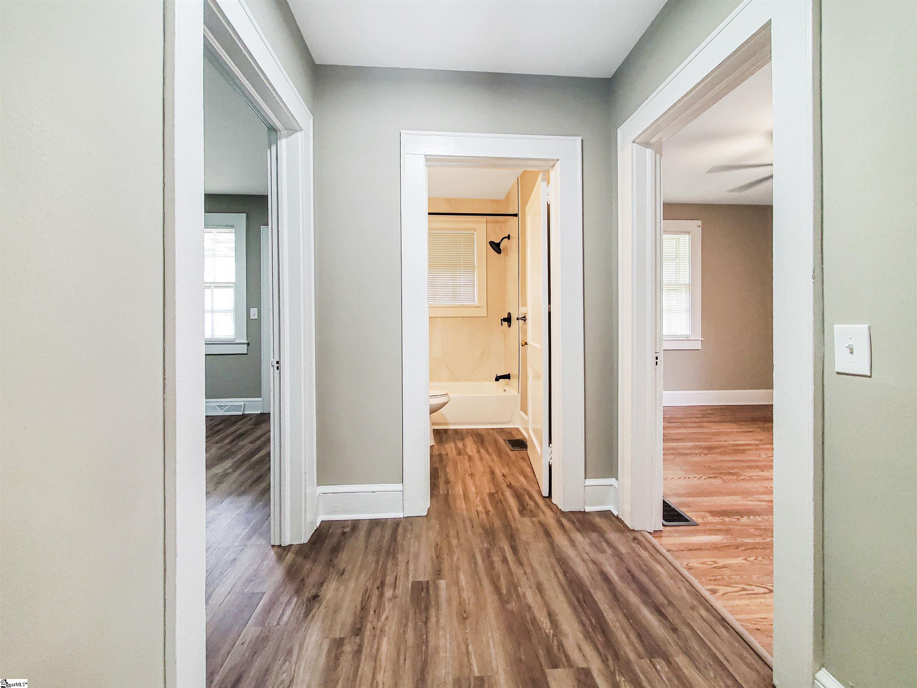 1599435 Property Photo 9