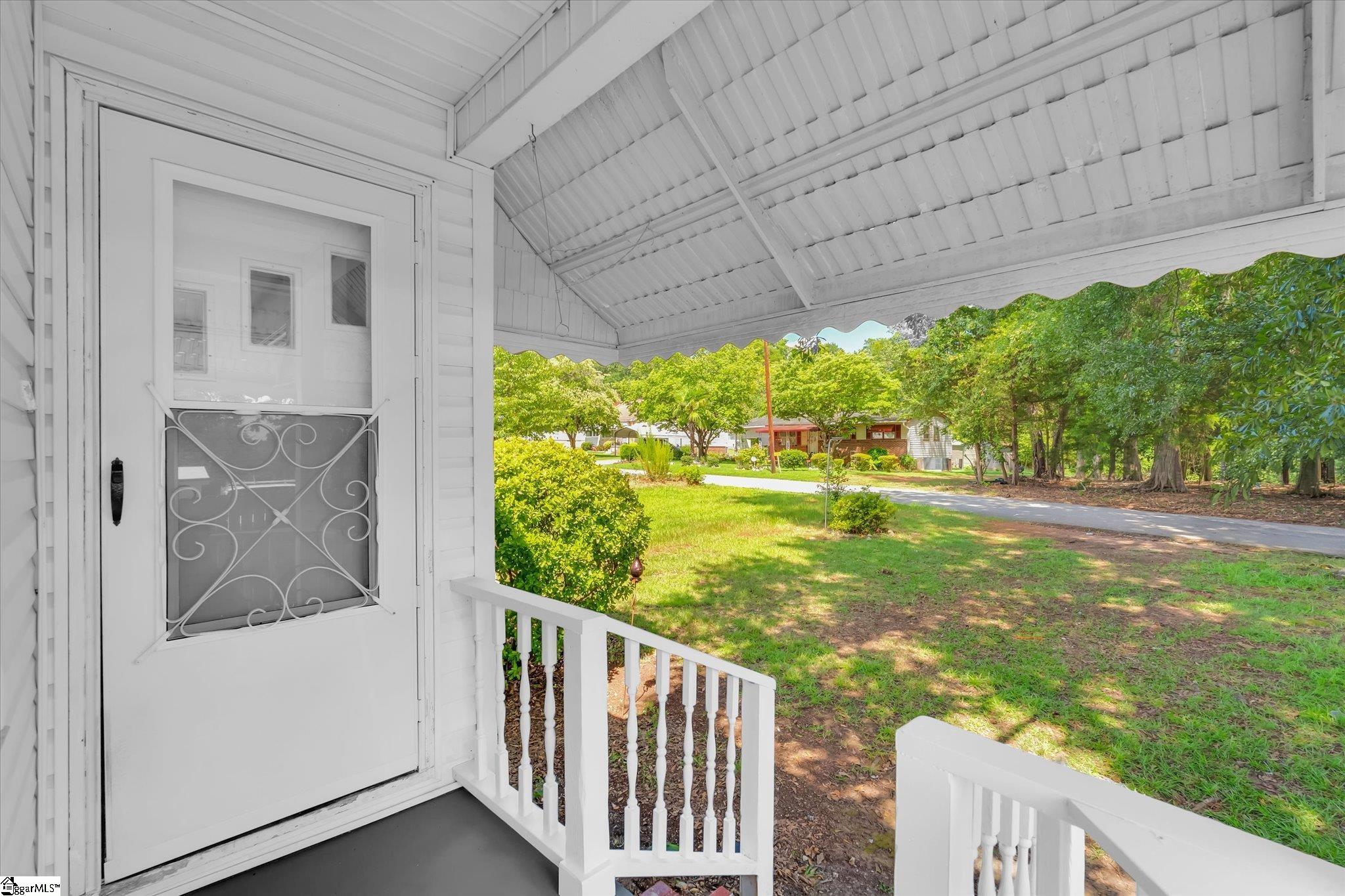 309 Milliken Avenue Property Photo 3