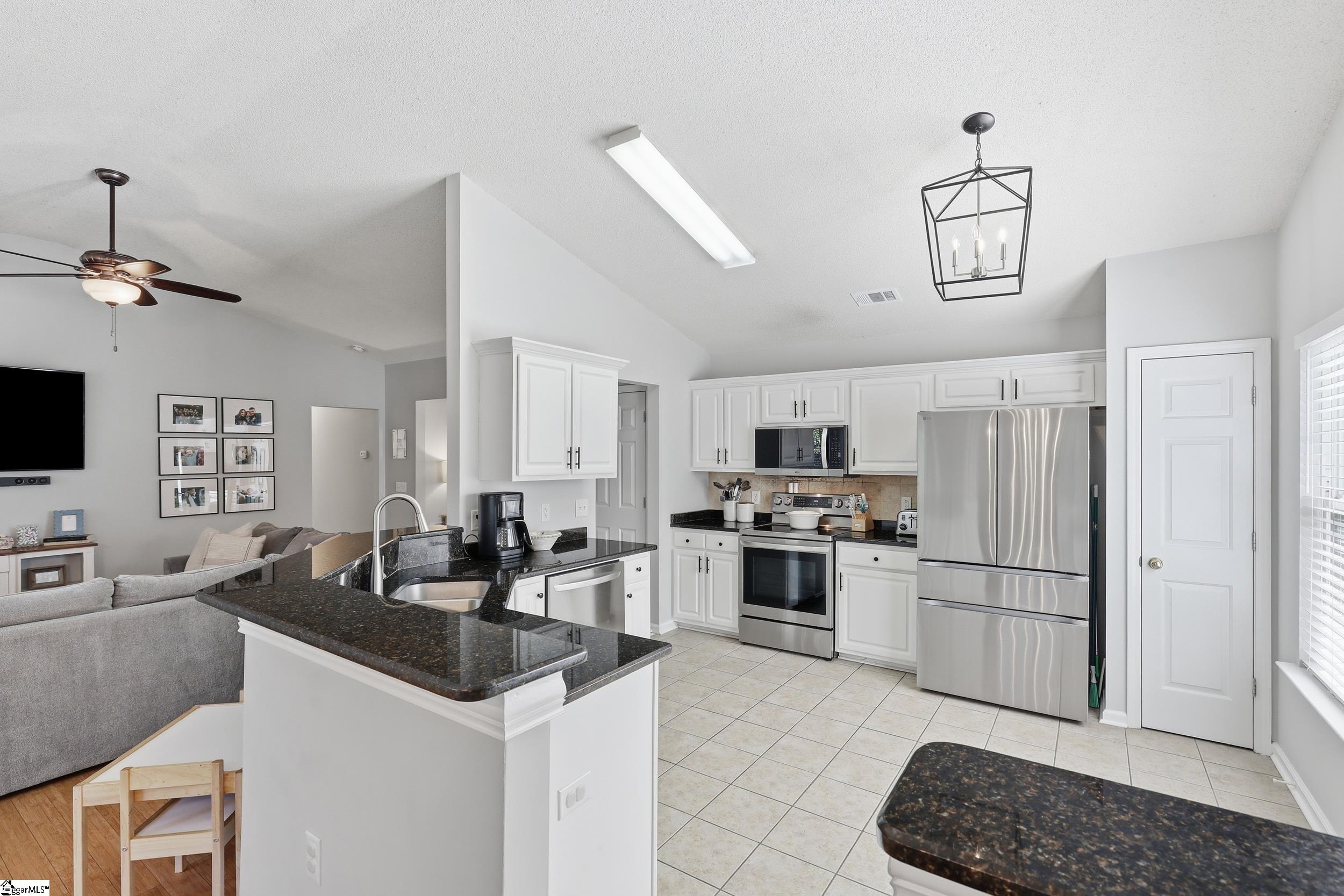 2 Callawassie Court Property Photo 8