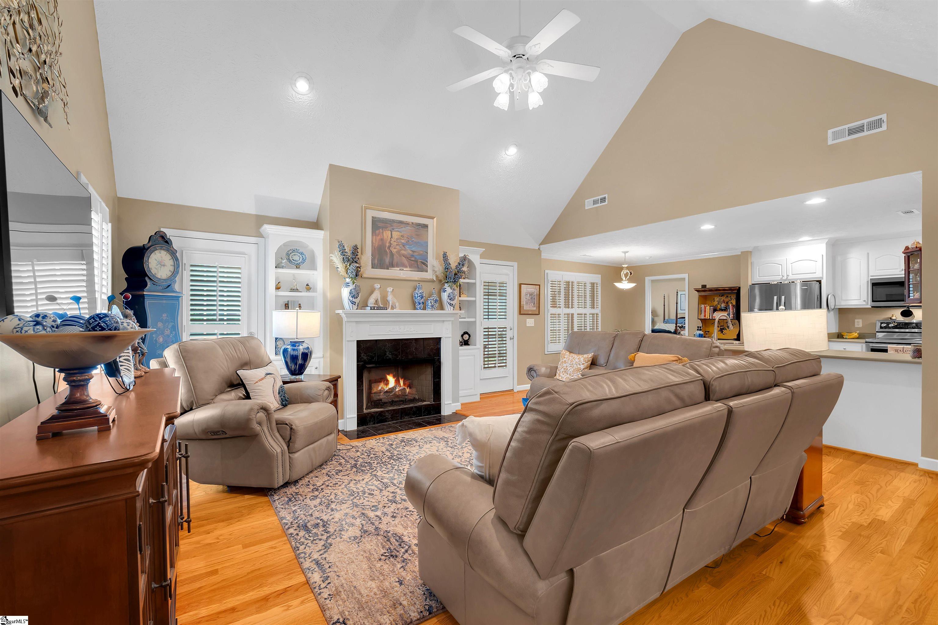210 Camperdown Court Property Photo 15