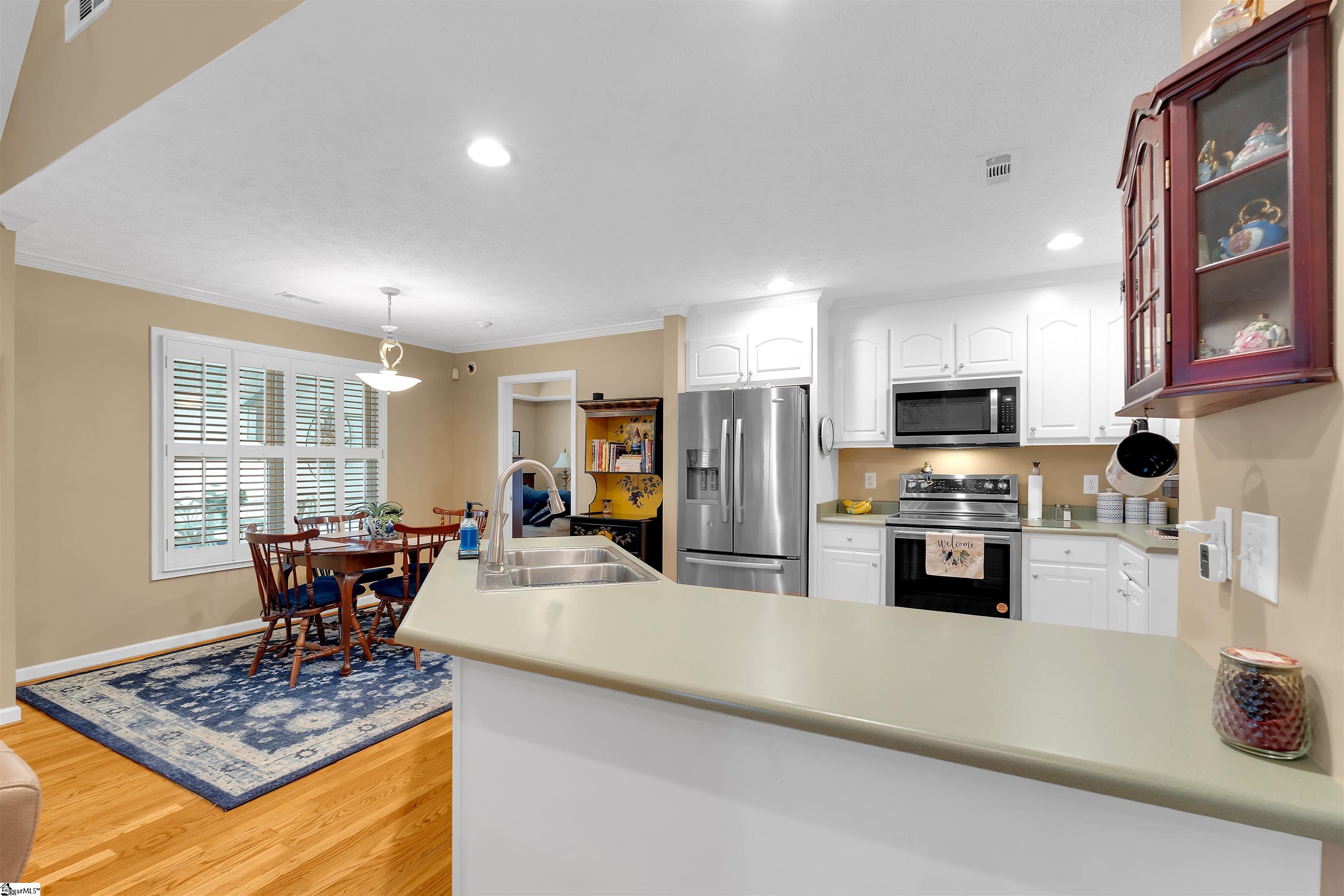 210 Camperdown Court Property Photo 17
