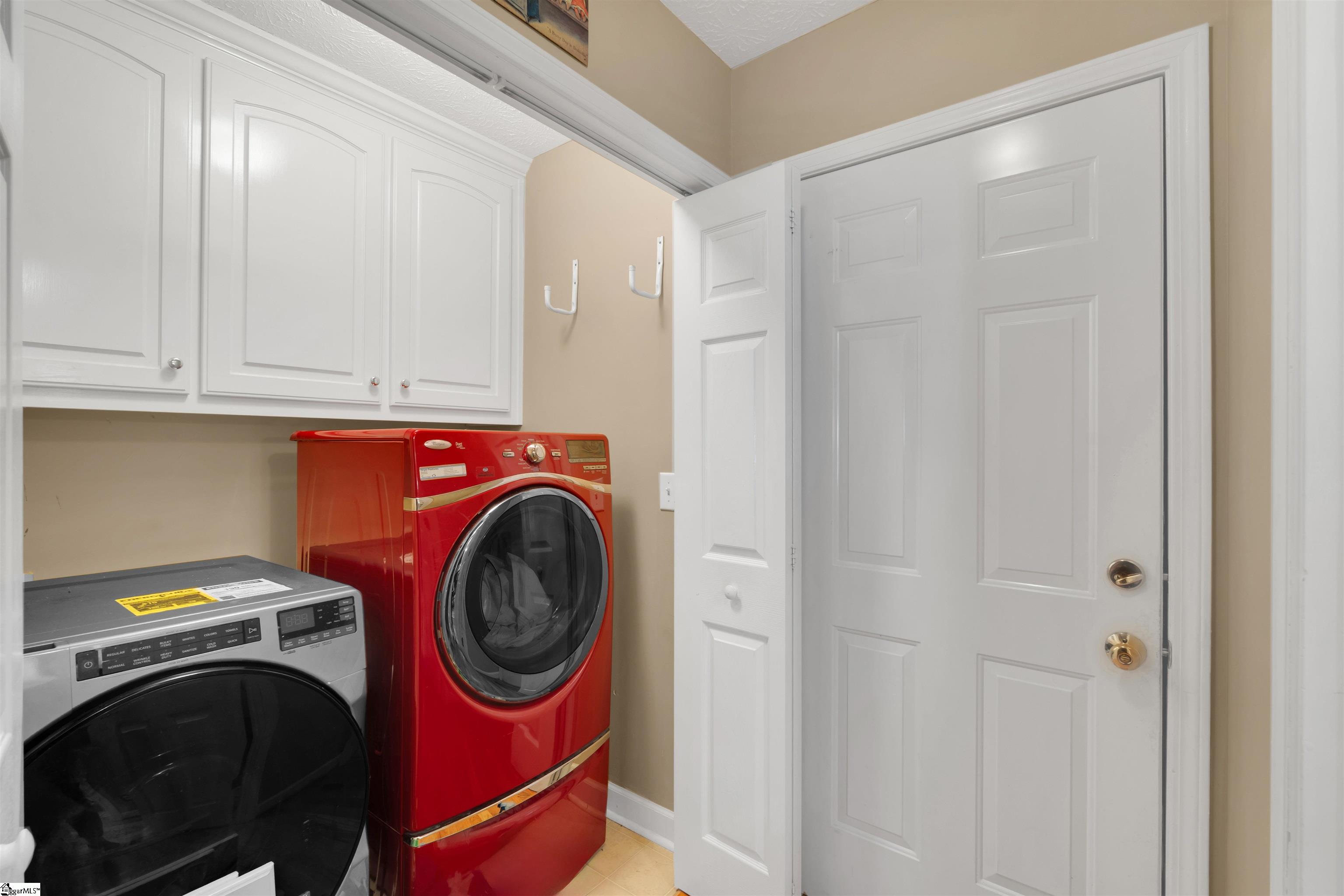 210 Camperdown Court Property Photo 34