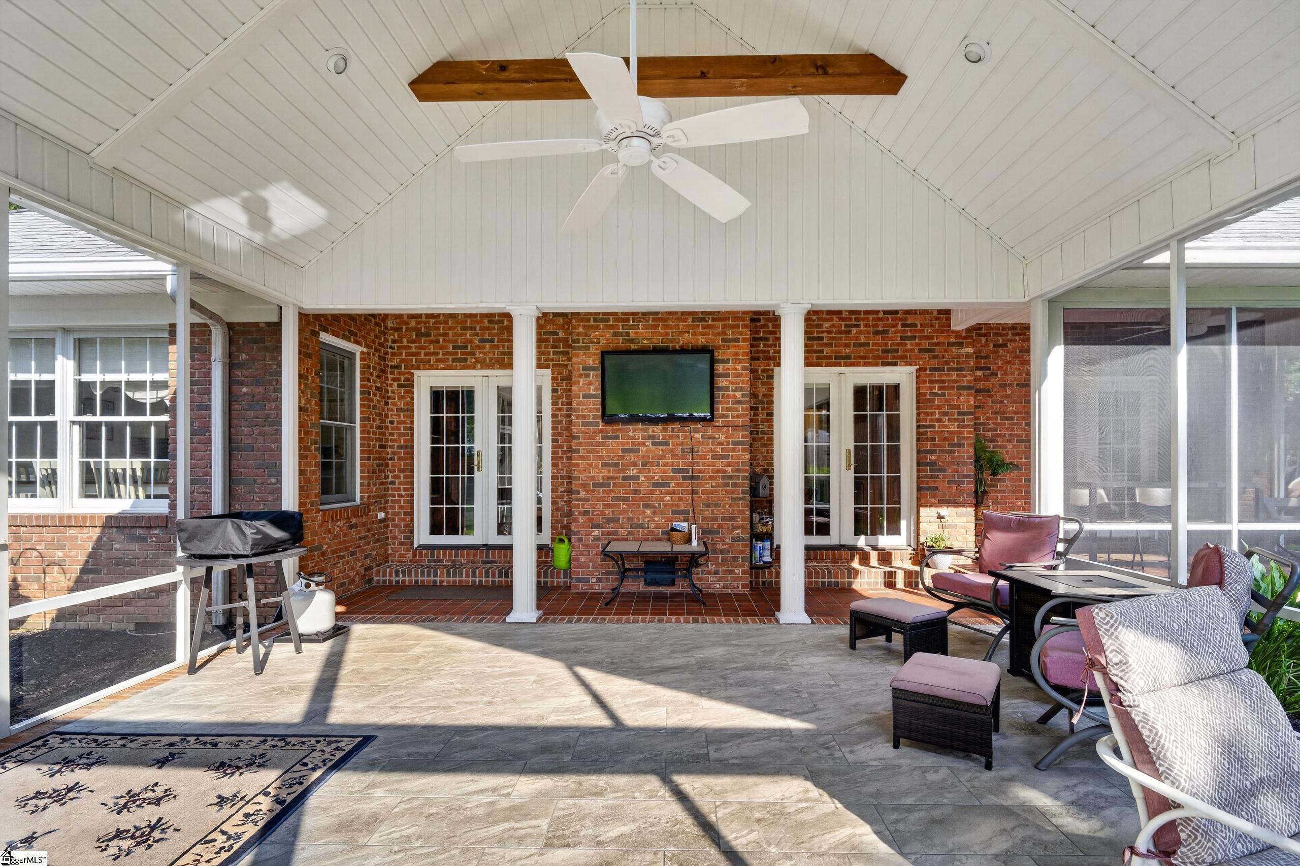 223 Swing About Property Photo 18