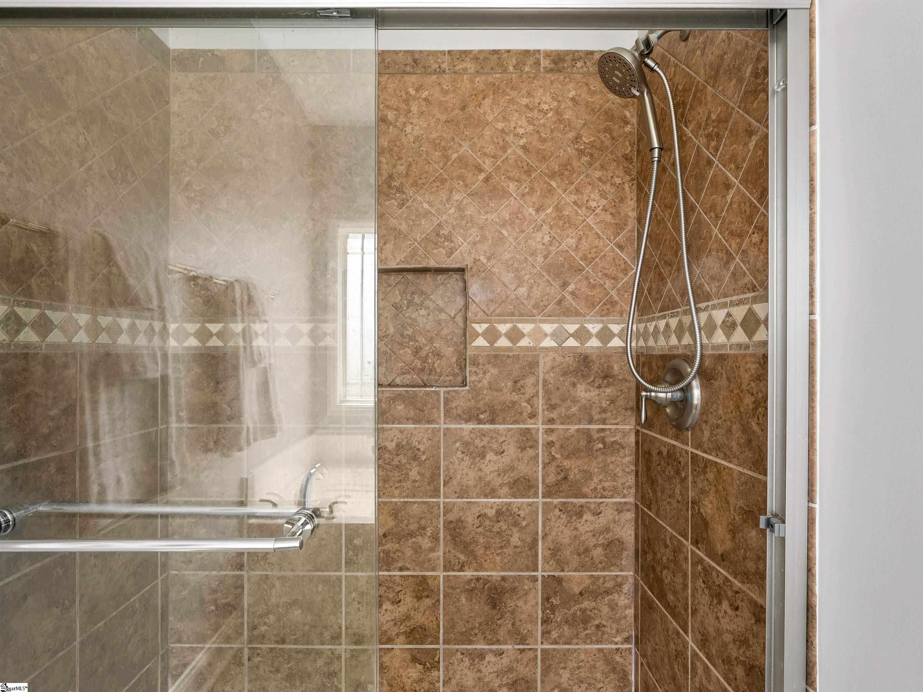 1008 Sylvia Street Property Photo 25