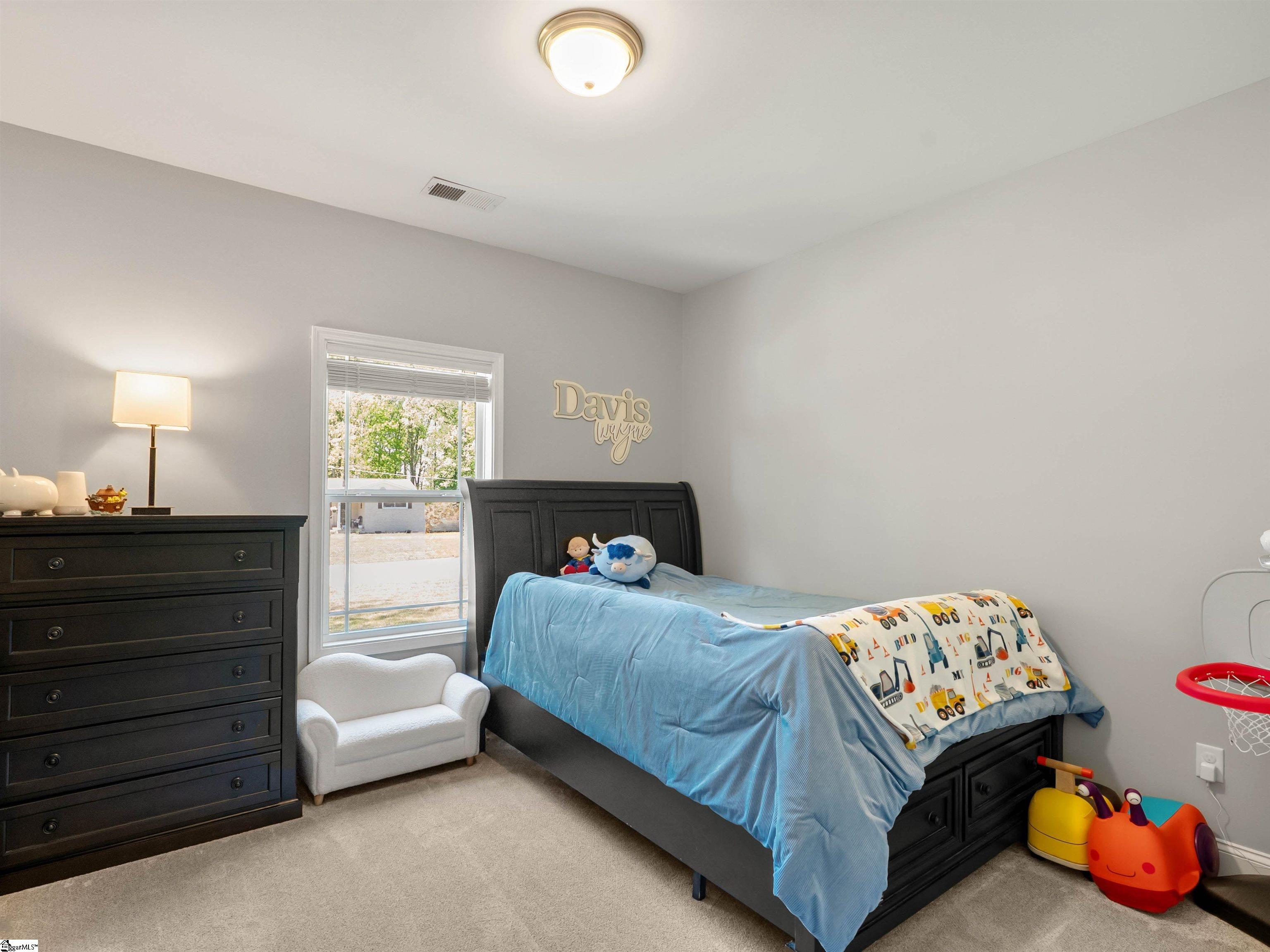 1008 Sylvia Street Property Photo 28