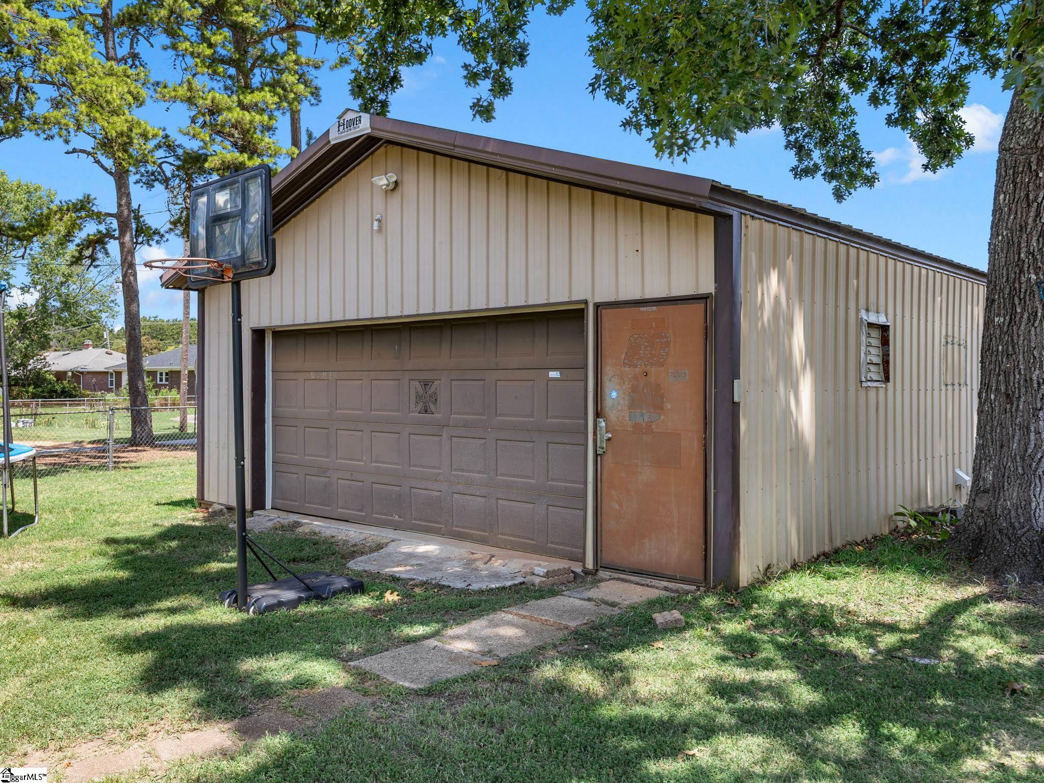 518 Crane Avenue Property Photo 37