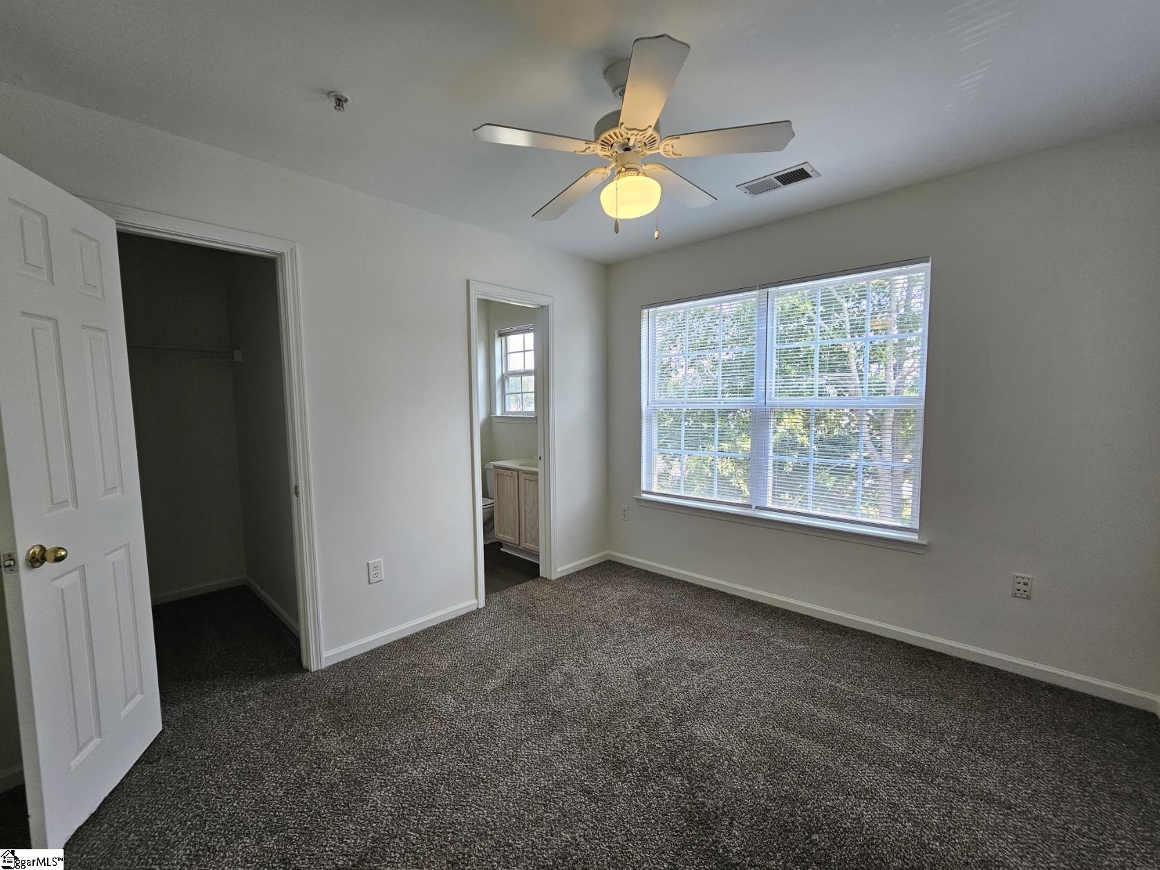 120 University Village Drive Property Photo 7
